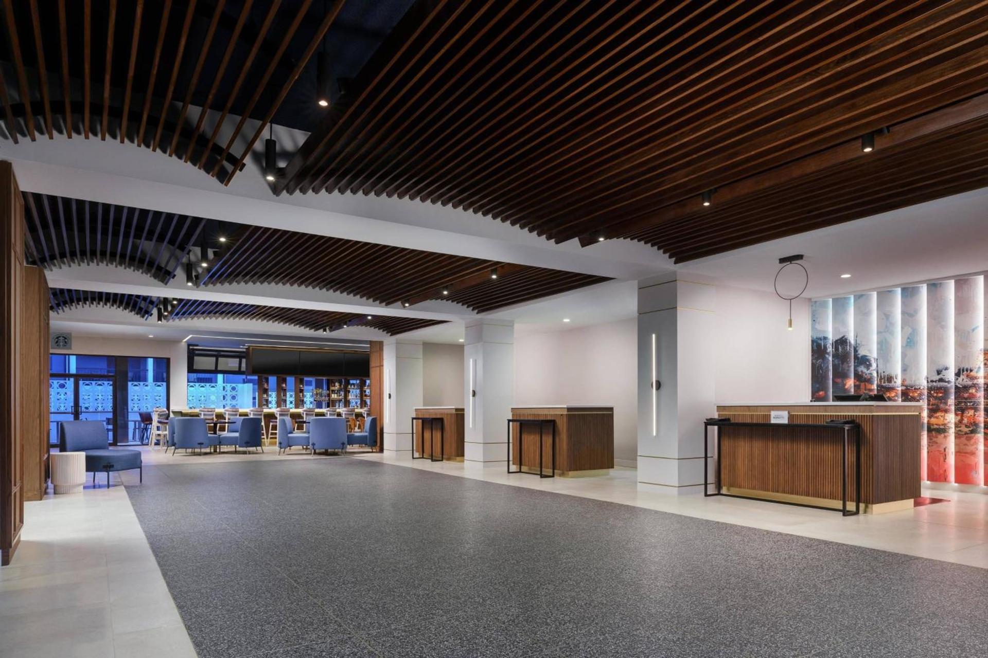 Courtyard by Marriott Orlando Lake Buena Vista at Vista Centre photo 3