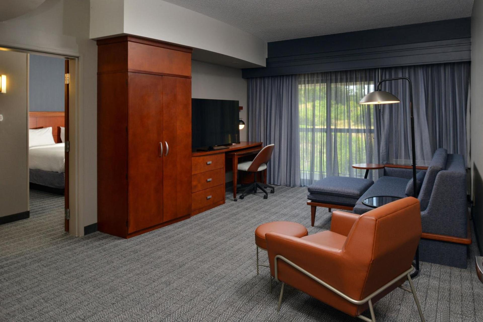 Courtyard by Marriott Harrisburg Hershey photo 14