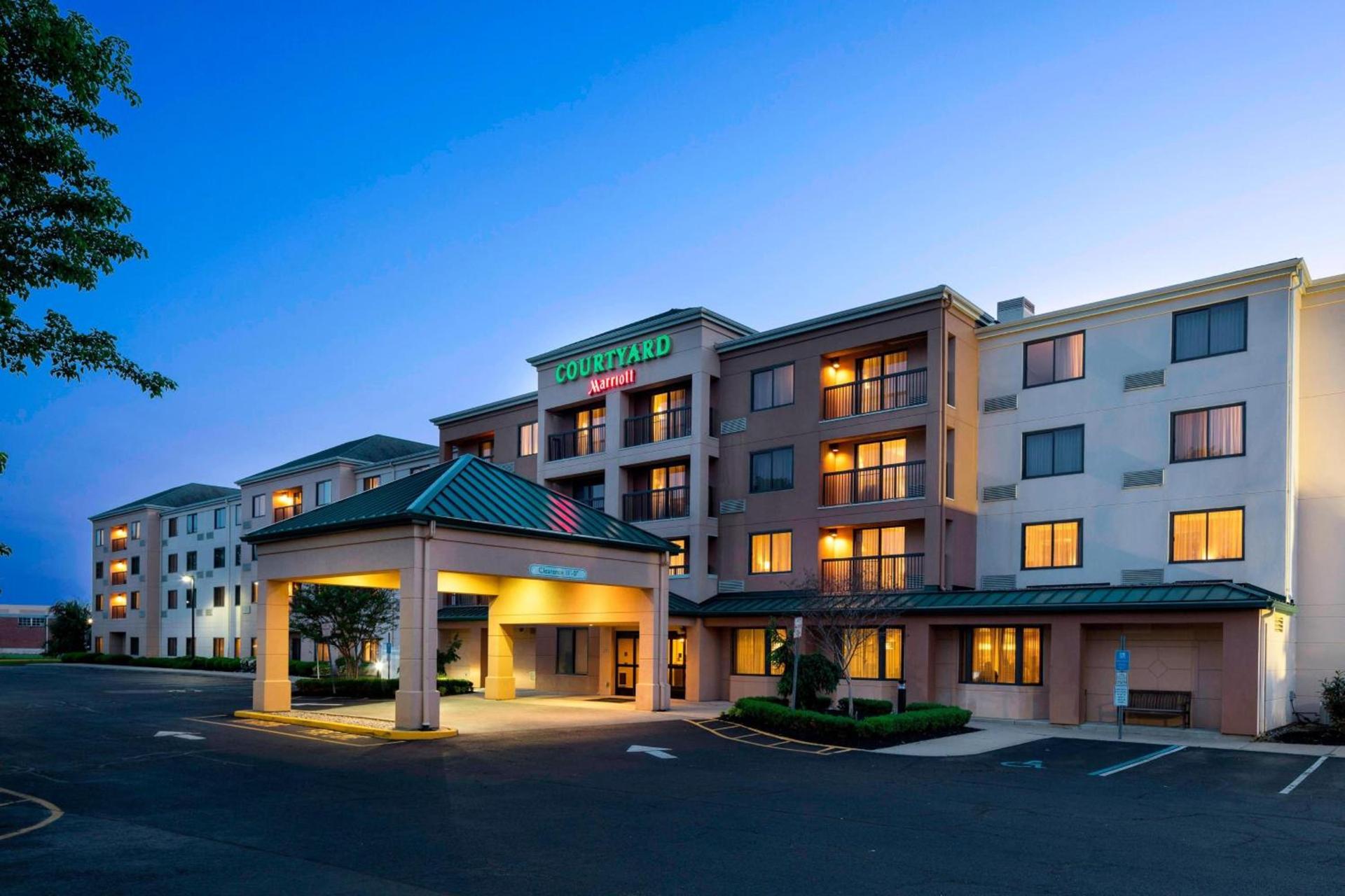 Courtyard by Marriot Cranbury South Brunswick photo 2