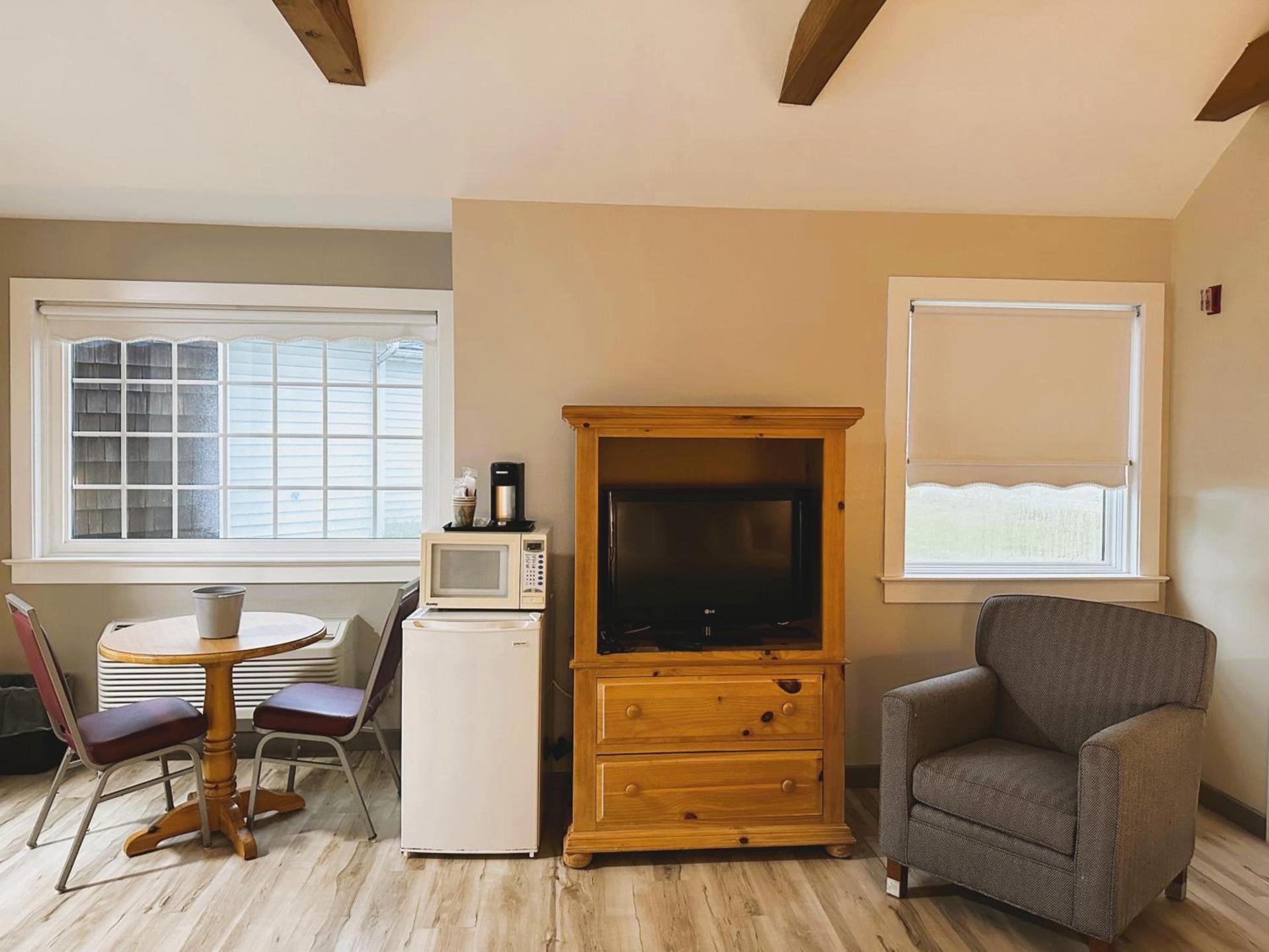 Spruce Lane Lodge and Cottages photo 3