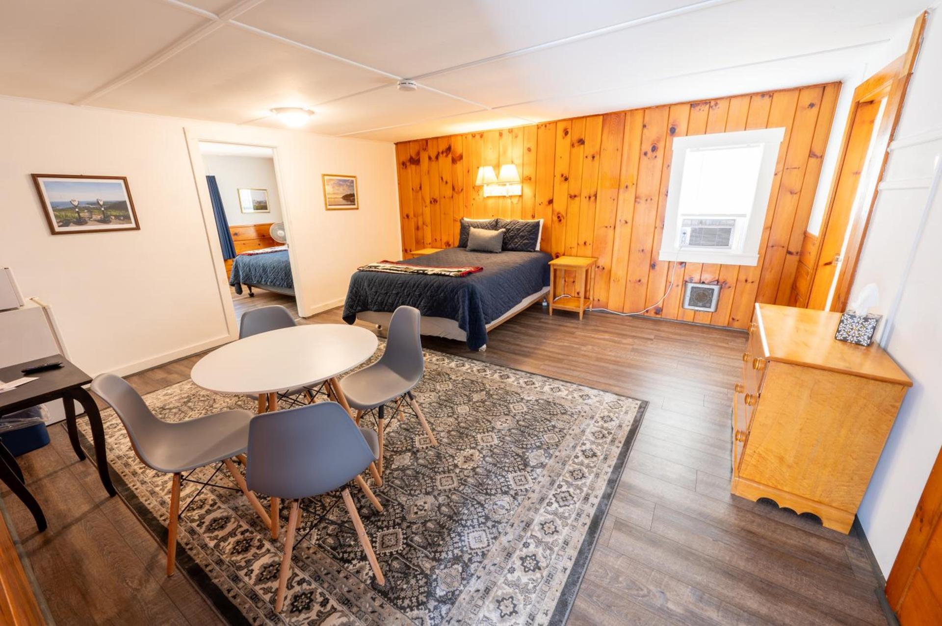 Yardarm Motel photo 16