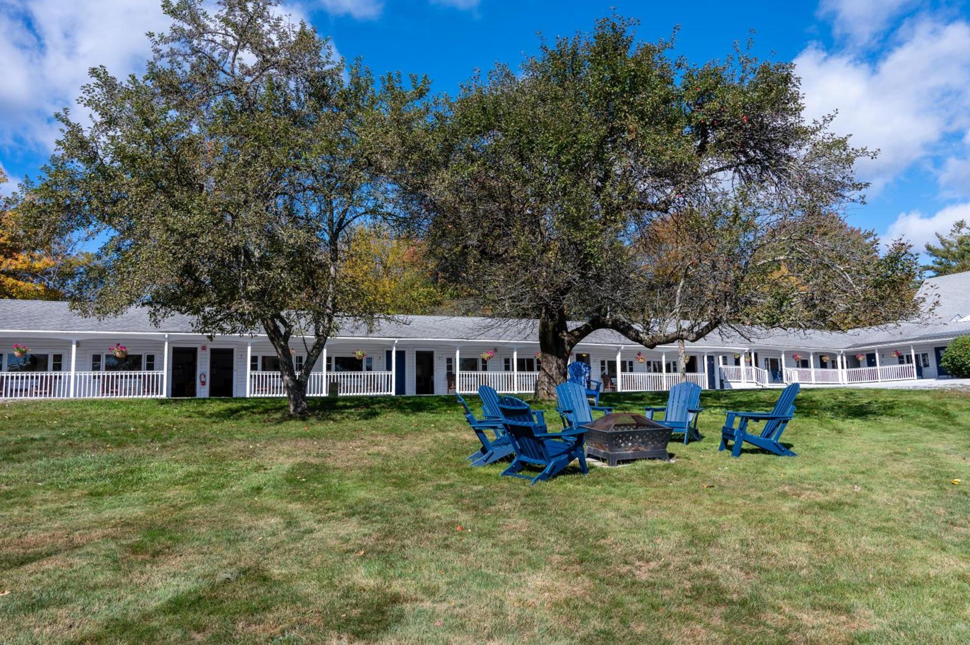Yardarm Motel photo 42