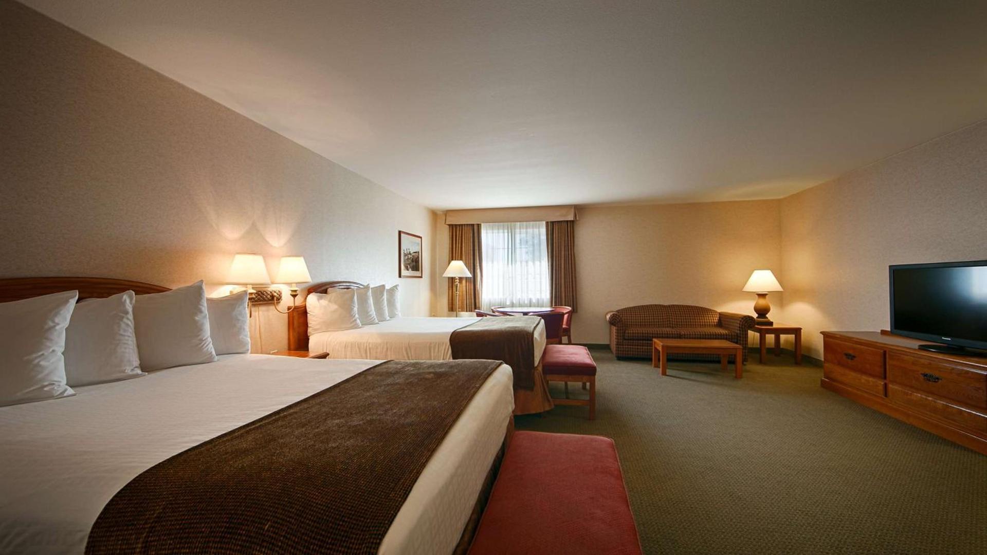 Best Western Oak Meadows Inn photo 10