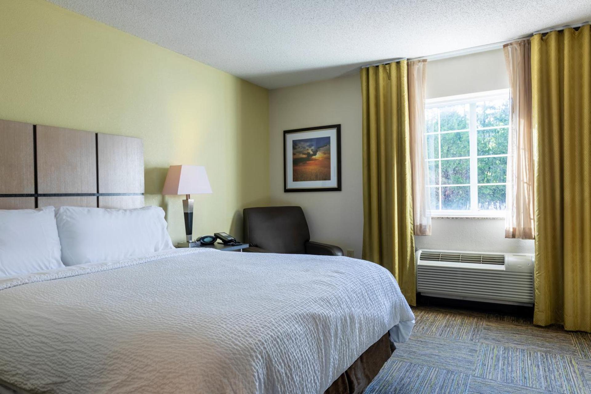 Candlewood Suites Colonial Heights - Fort Lee by IHG photo 3