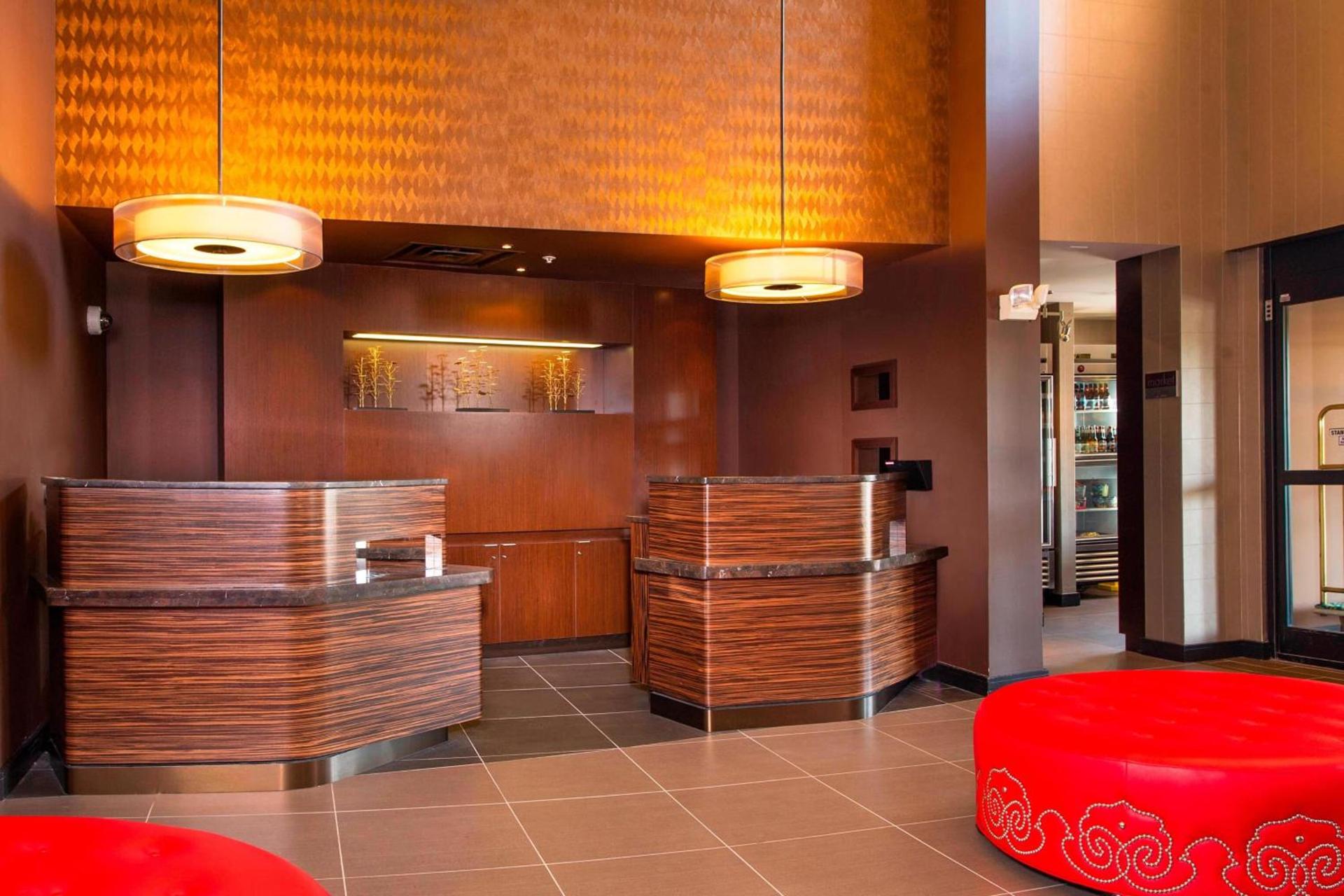 Courtyard by Marriott Dulles Town Center photo 2