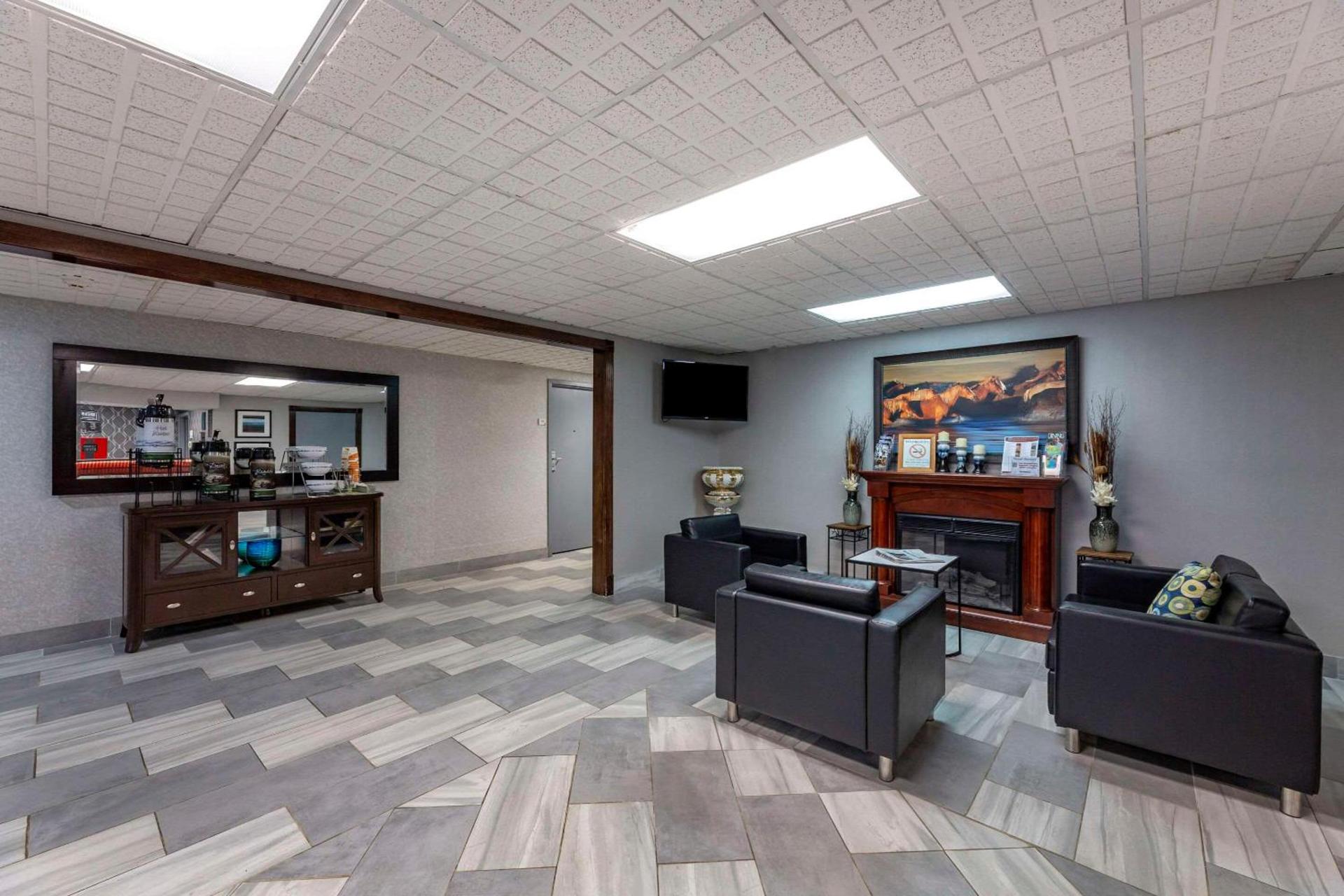 Quality Inn Austintown-Youngstown West photo 6