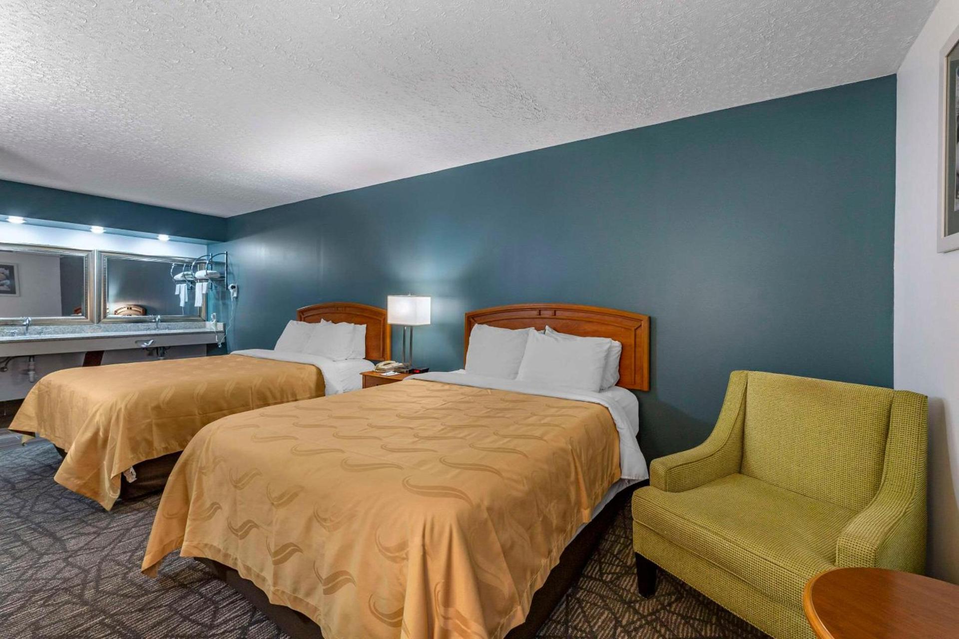 Quality Inn Austintown-Youngstown West photo 9