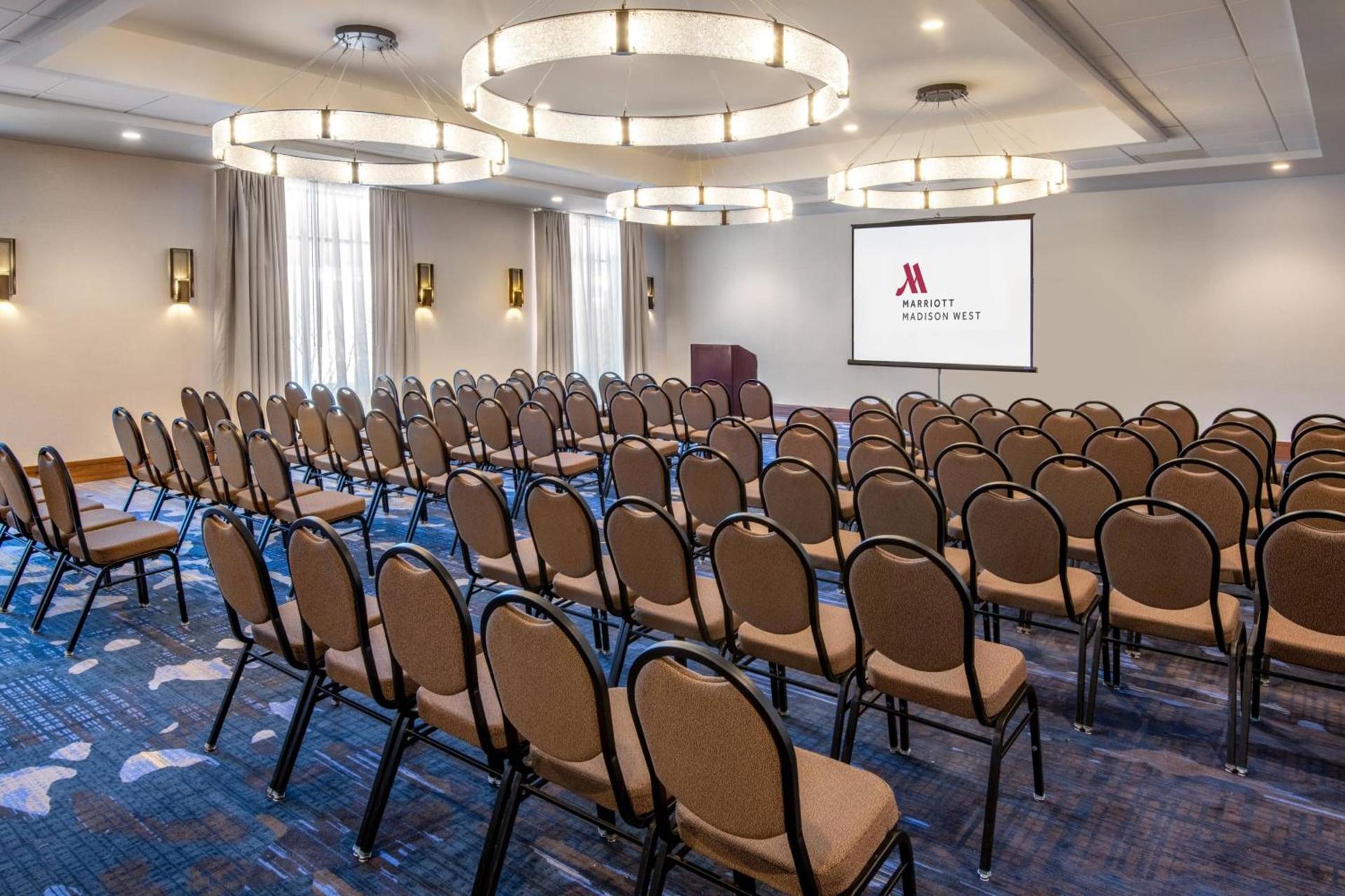 Madison Marriott West photo 37