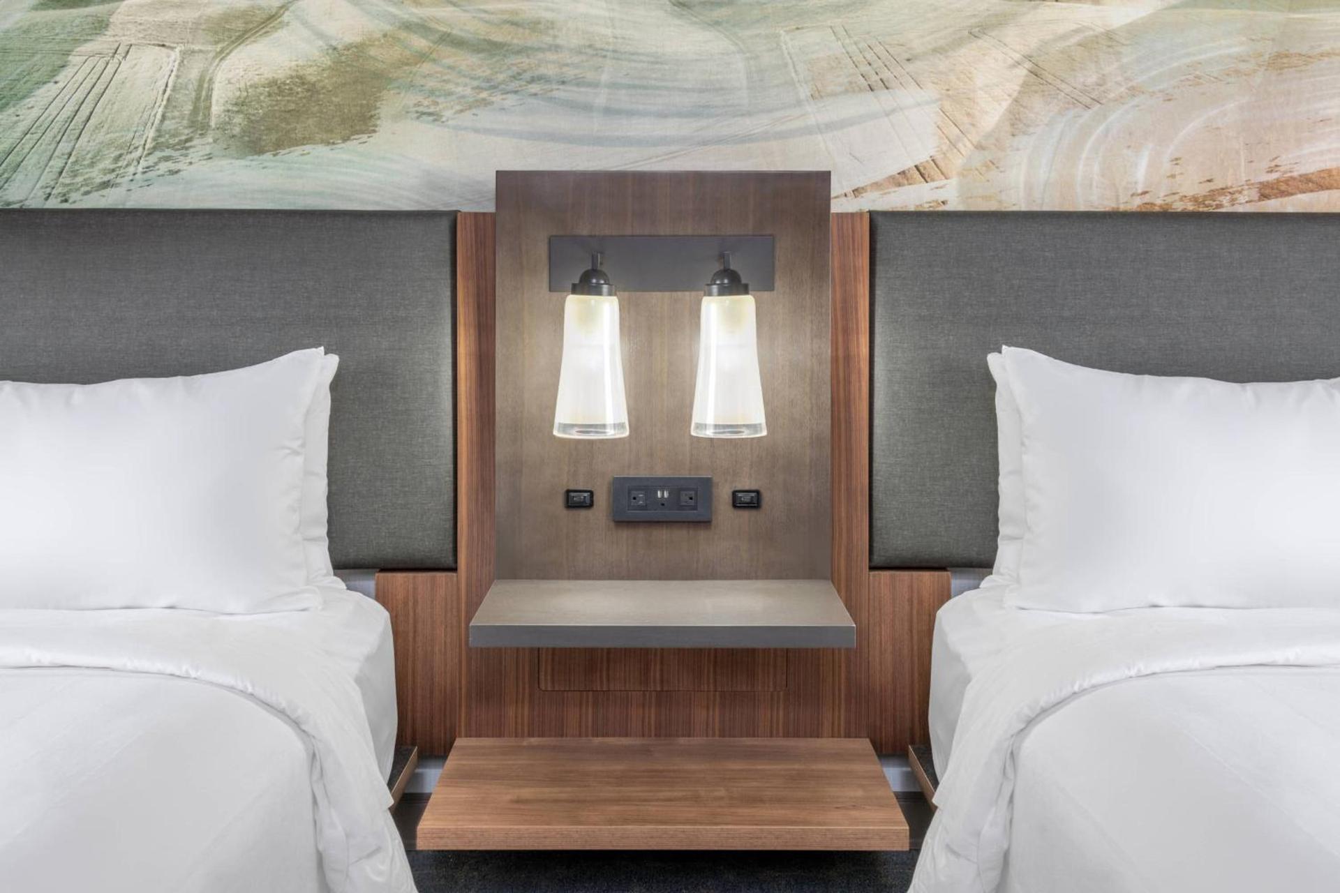 Madison Marriott West photo 14