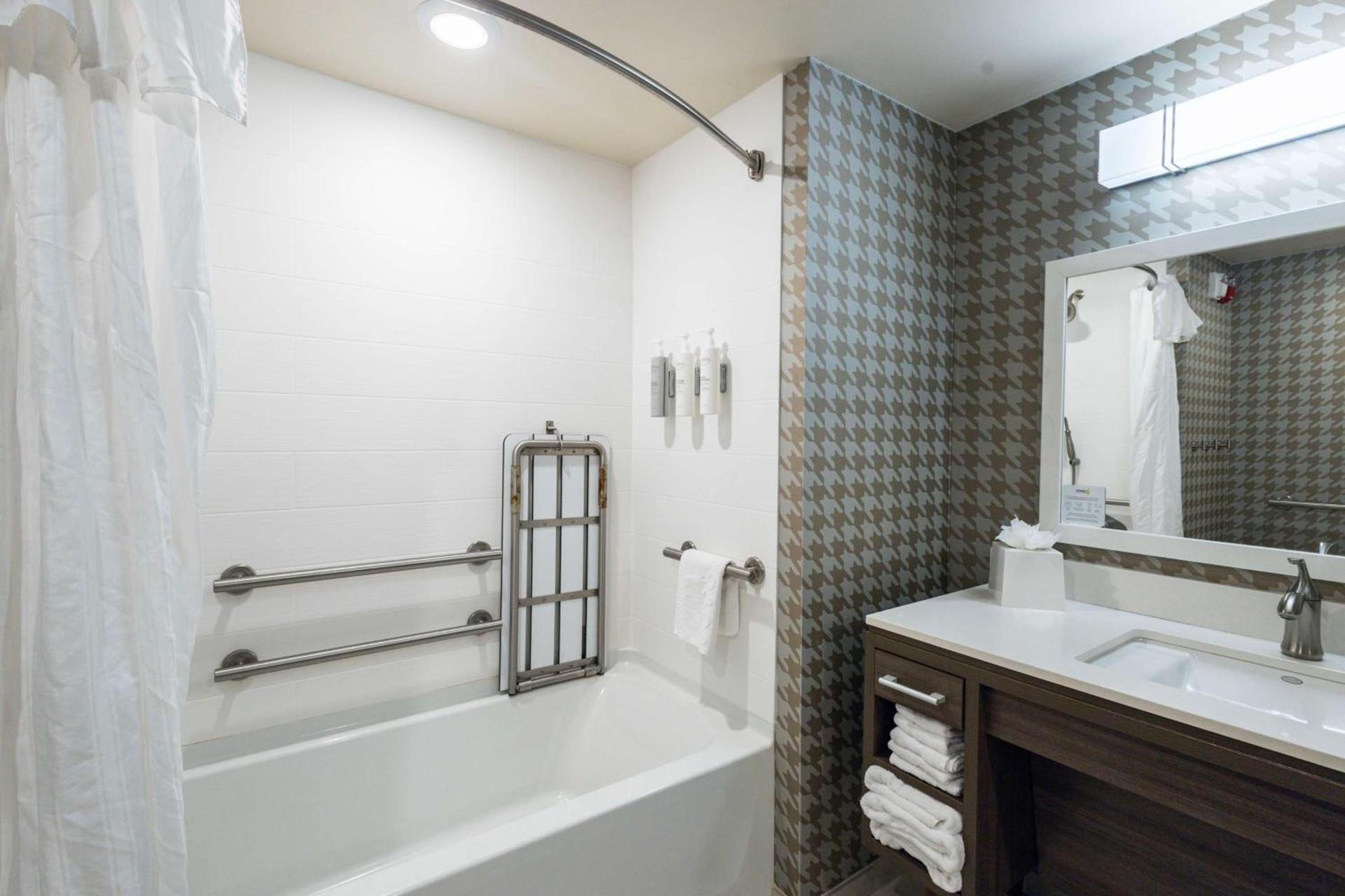 Home2 Suites By Hilton Dayton Centerville photo 18