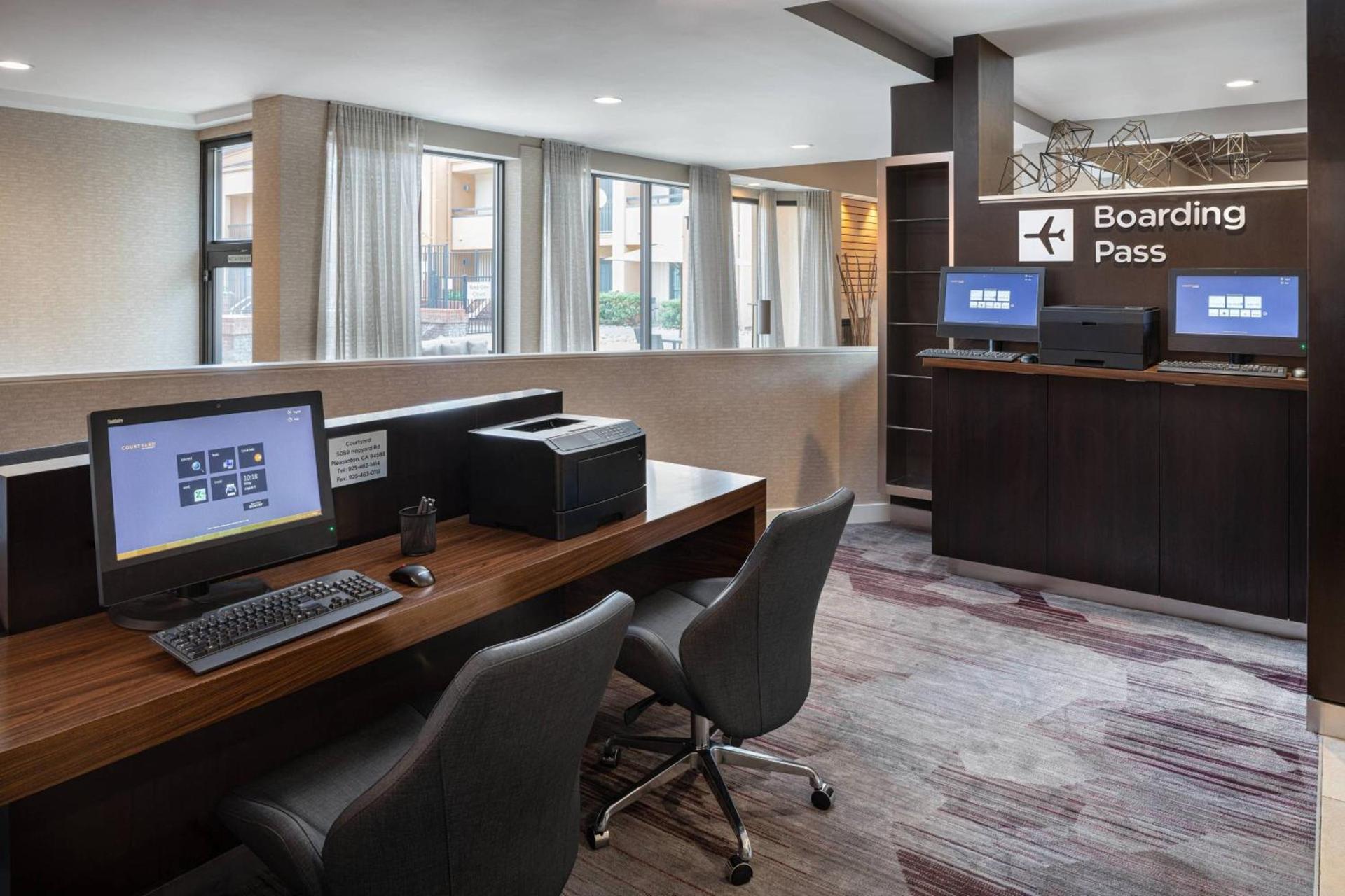 Courtyard by Marriott Pleasanton photo 17