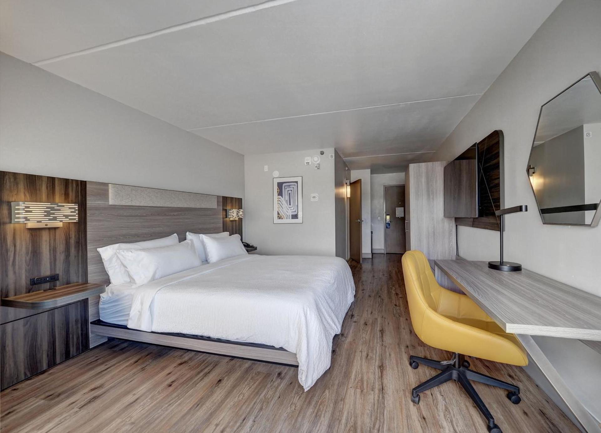 Holiday Inn Express Corpus Christi - Beachfront by IHG photo 89