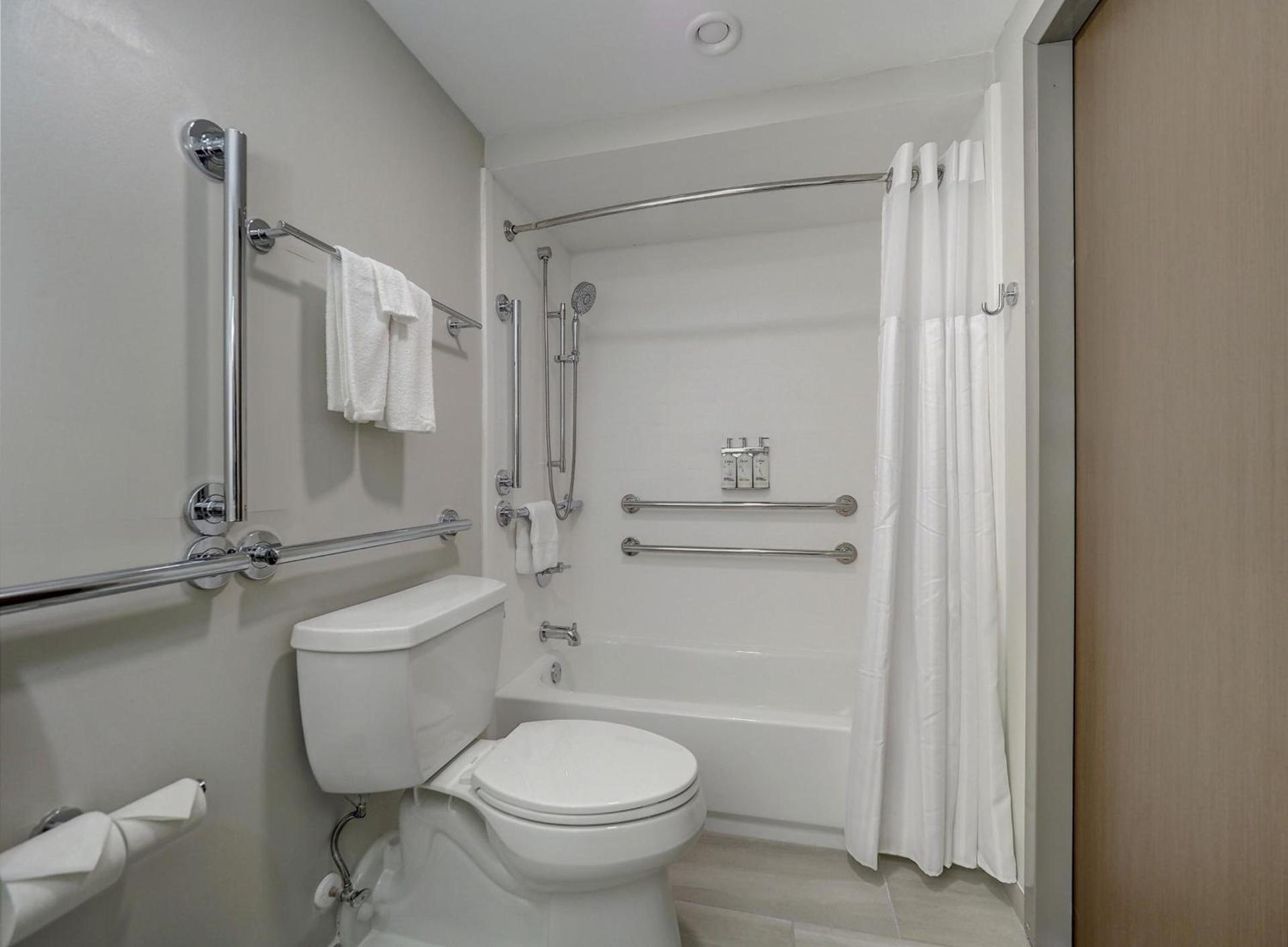 Holiday Inn Express Corpus Christi - Beachfront by IHG photo 94