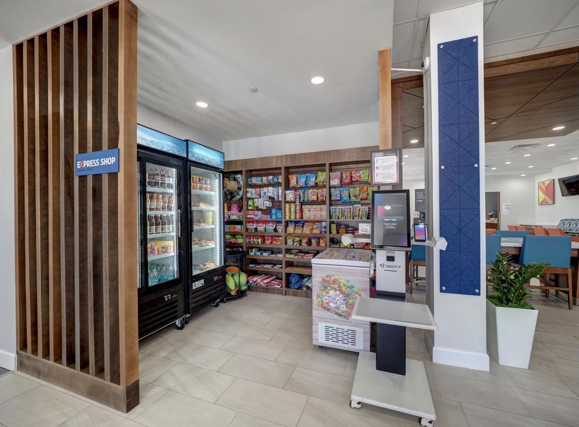 Holiday Inn Express Corpus Christi - Beachfront by IHG photo 68