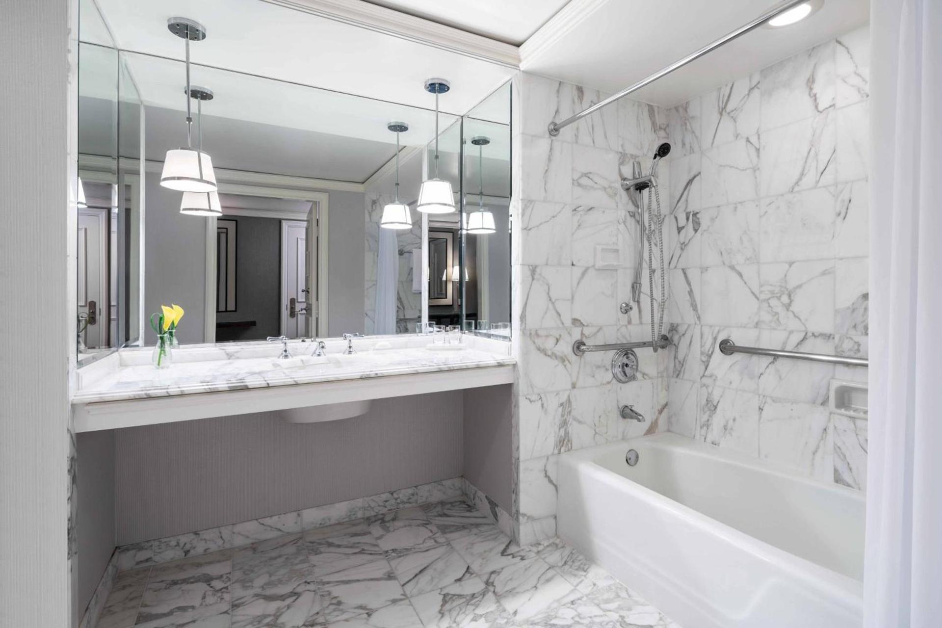 The Ritz-Carlton, St. Louis photo 11