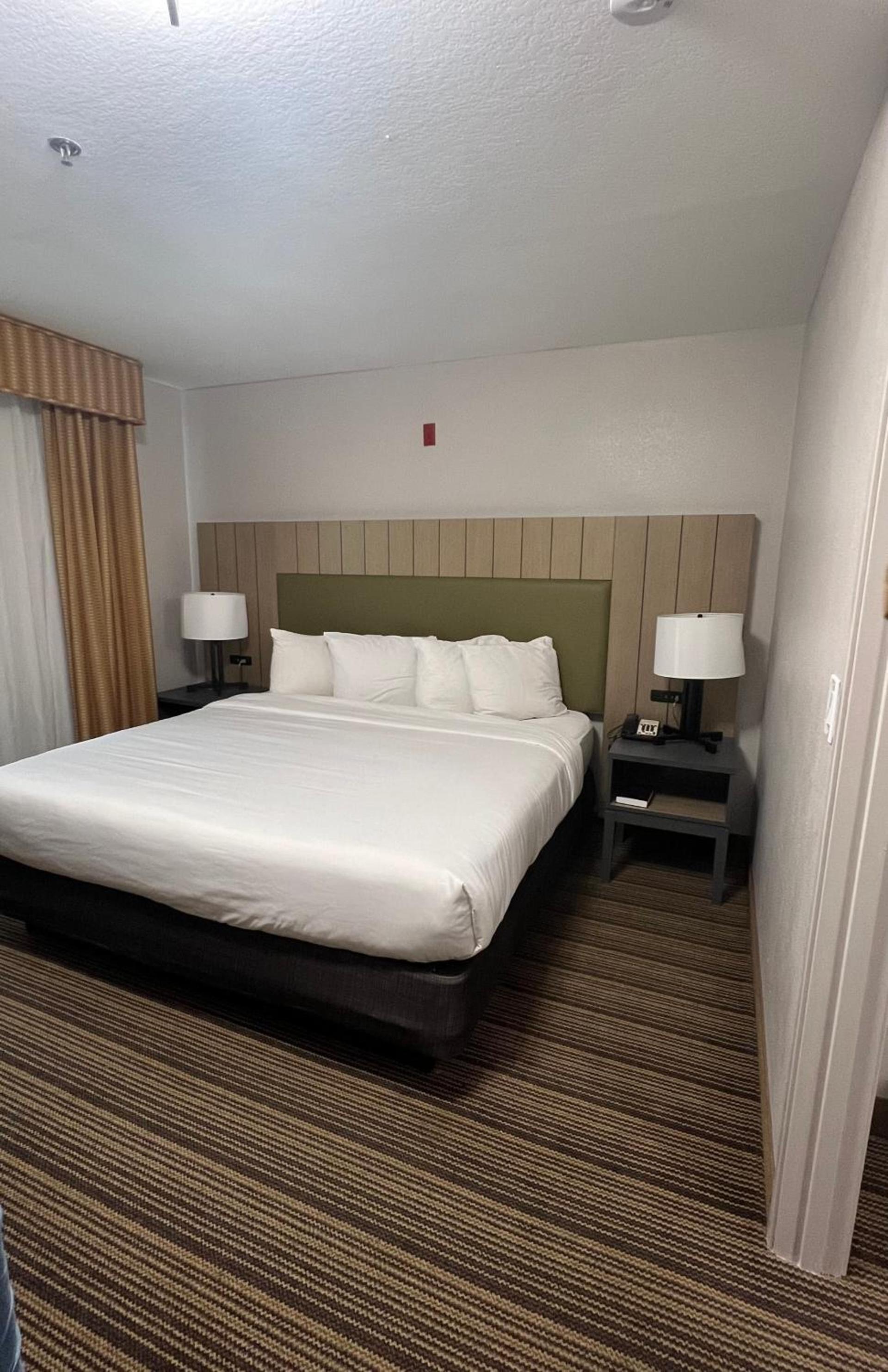 Country Inn & Suites by Radisson, Fort Worth, TX photo 34