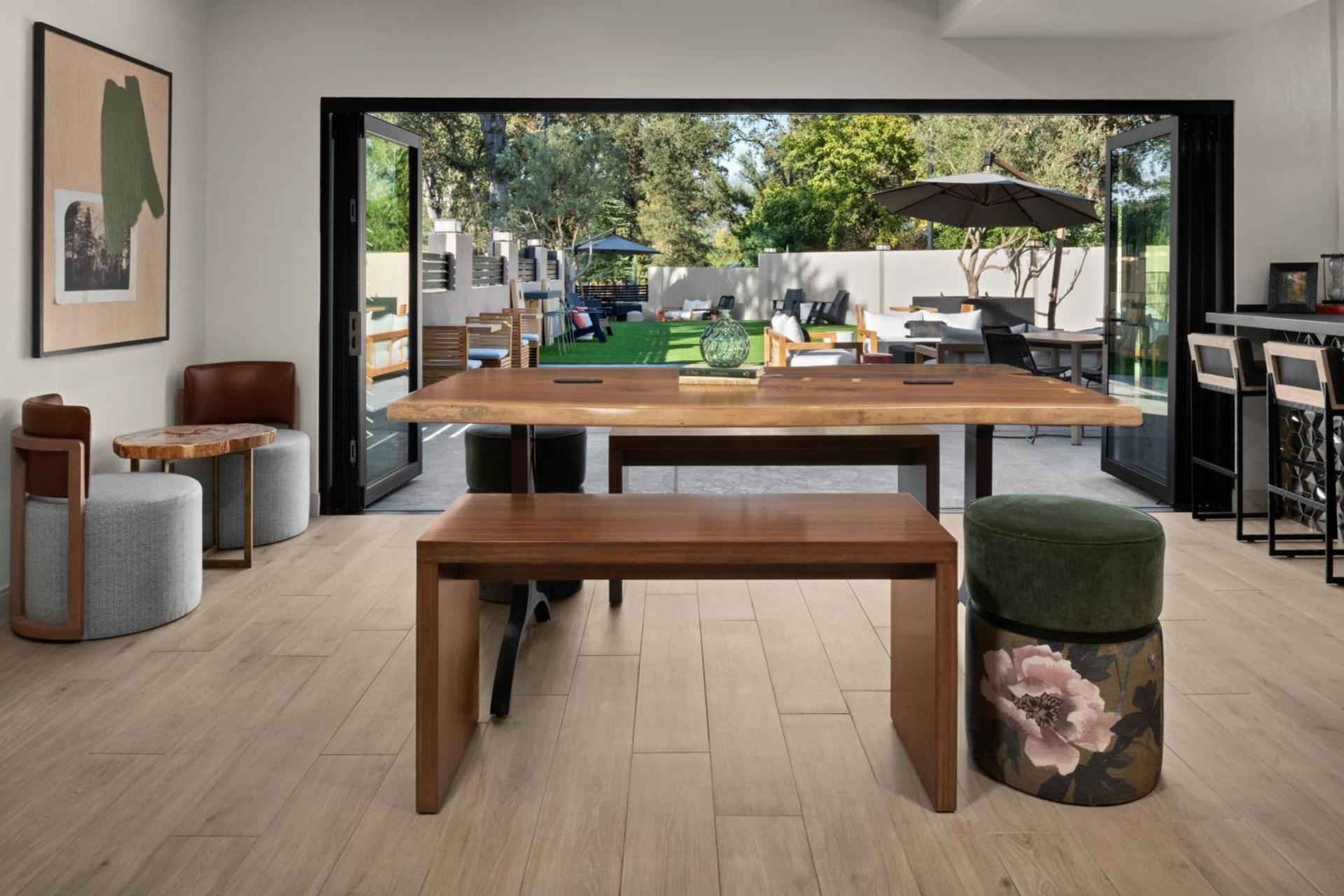 The Inelle, Oakhurst Yosemite, a Tribute Portfolio Hotel photo 27