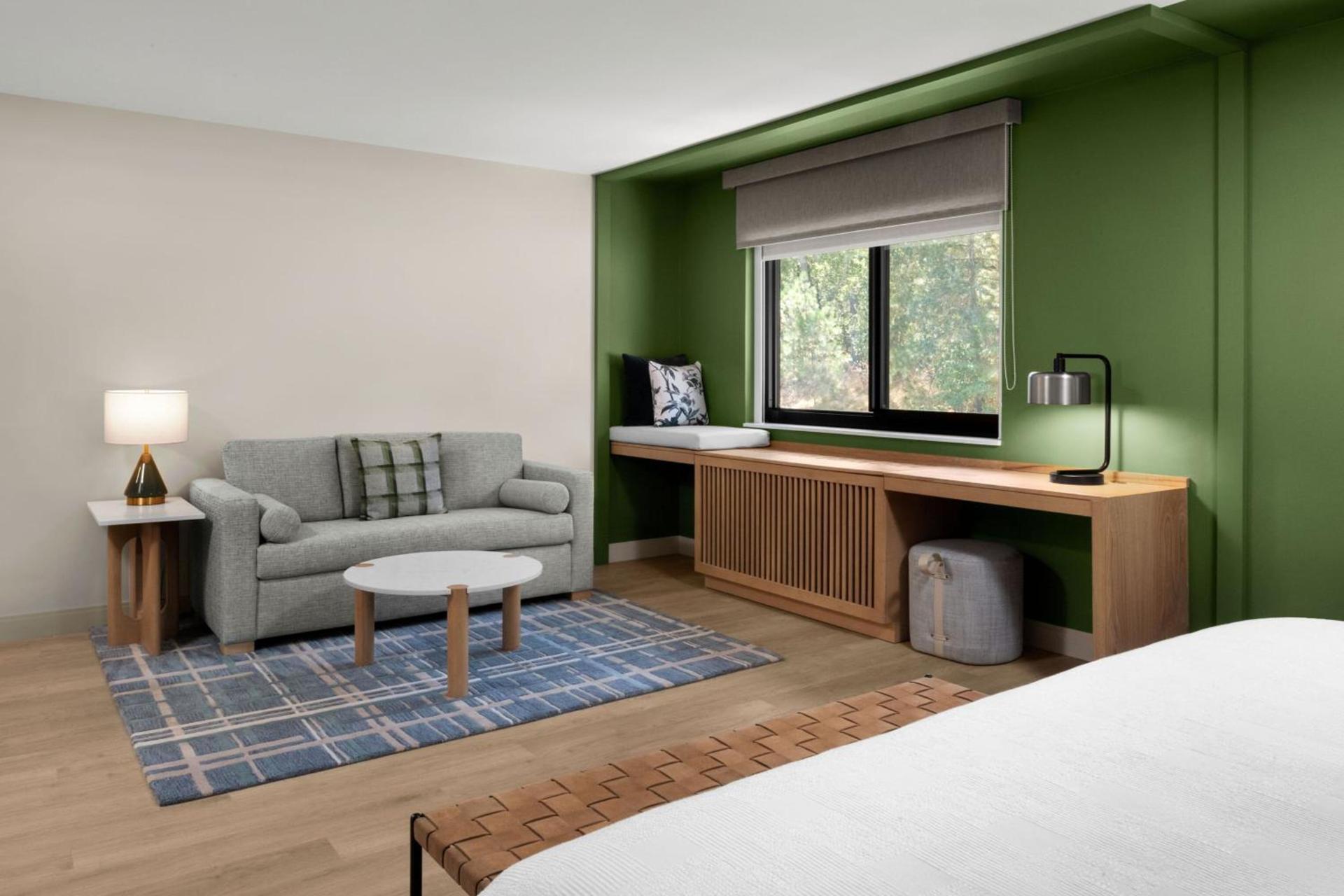 The Inelle, Oakhurst Yosemite, a Tribute Portfolio Hotel photo 19