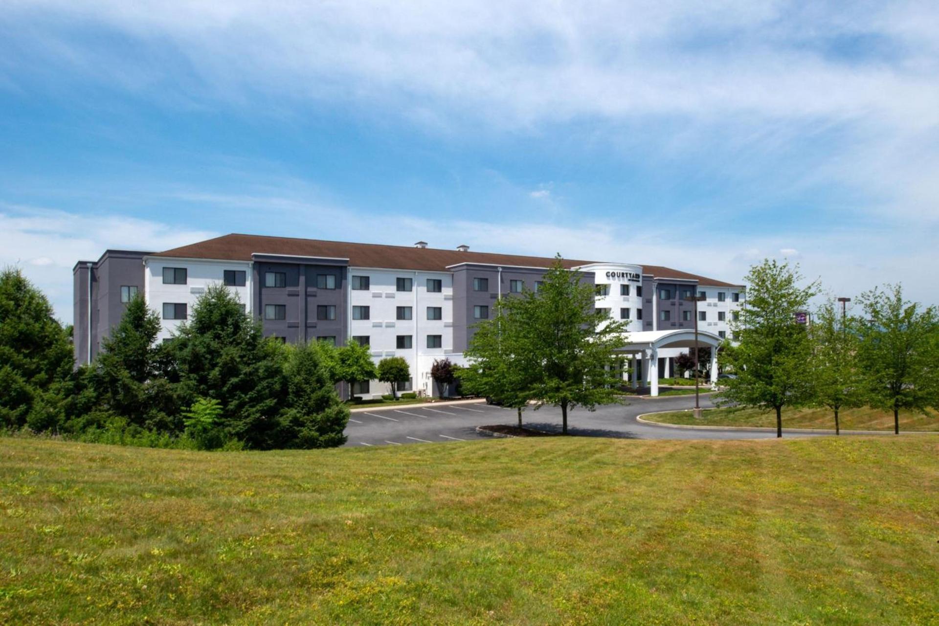 Courtyard by Marriott Harrisburg Hershey photo 7