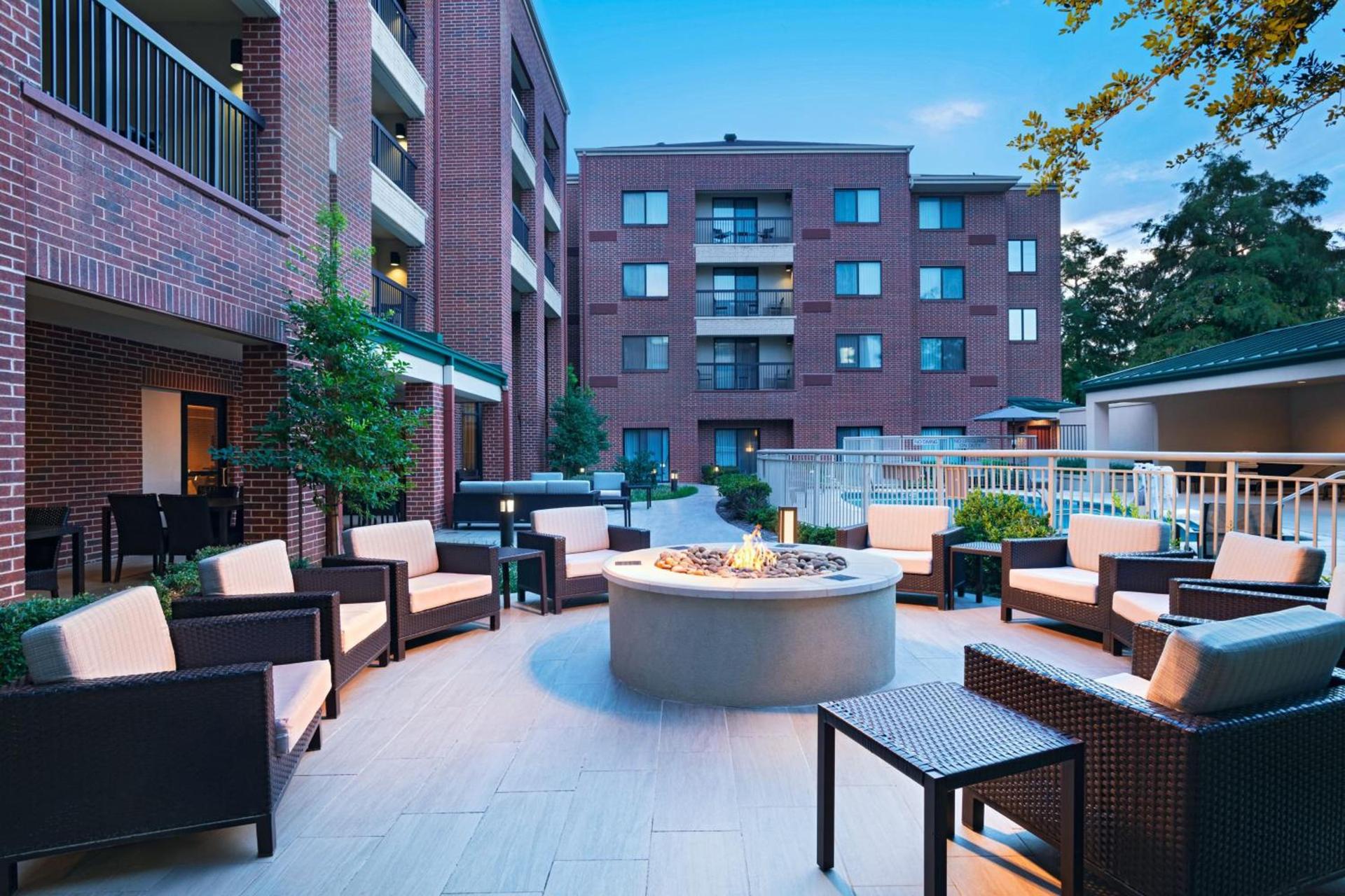 Courtyard Dallas DFW Airport South/Irving photo 20