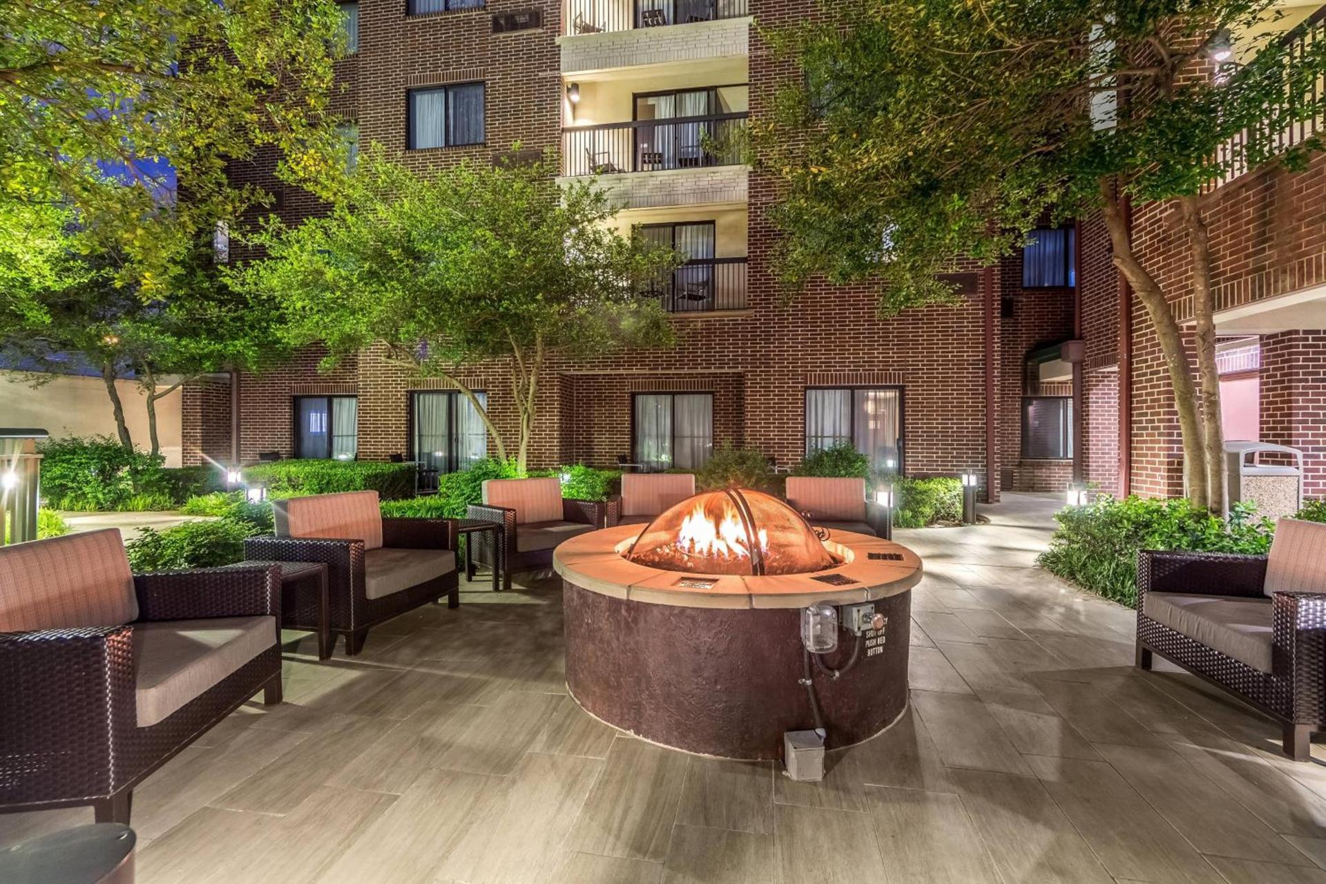 Courtyard Dallas DFW Airport South/Irving photo 21