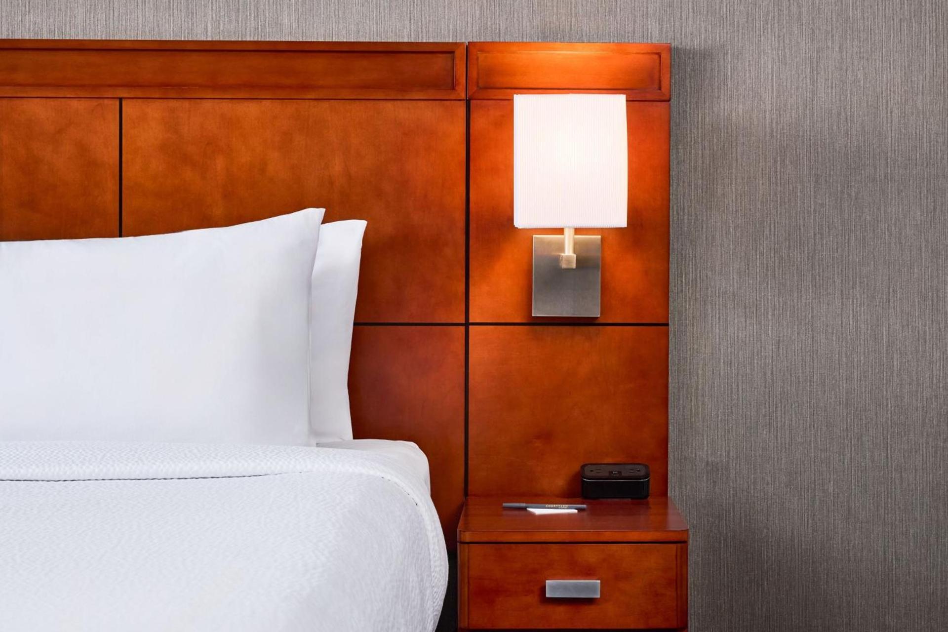 Courtyard by Marriott Fort Collins photo 40