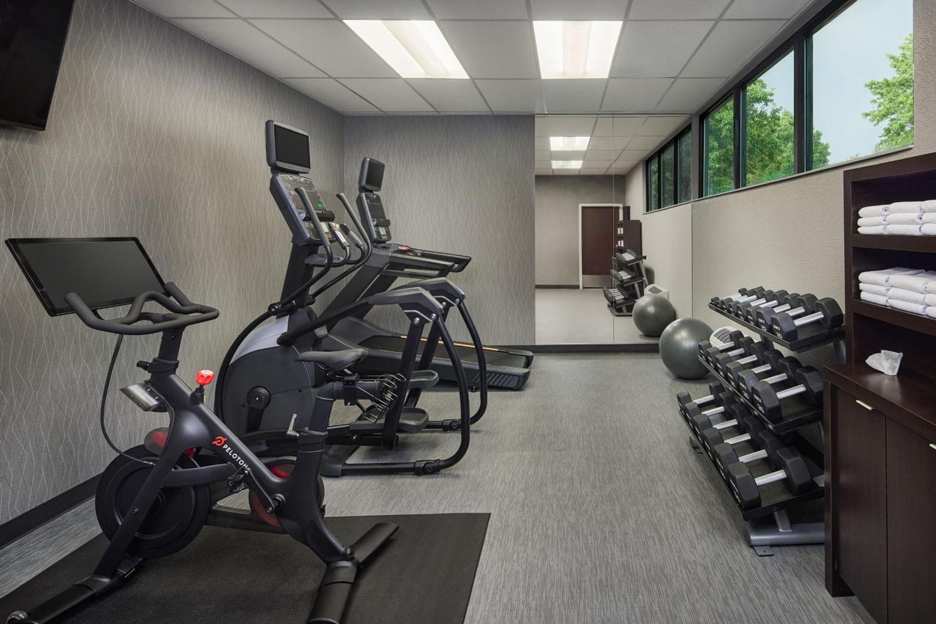 Courtyard by Marriott Fort Collins photo 62