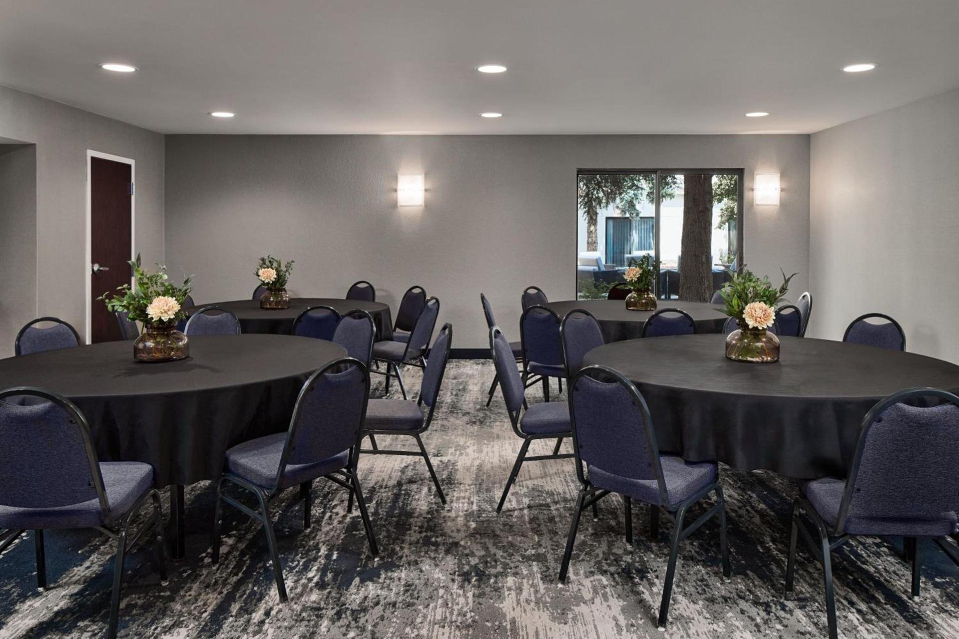 Courtyard by Marriott Fort Collins photo 67