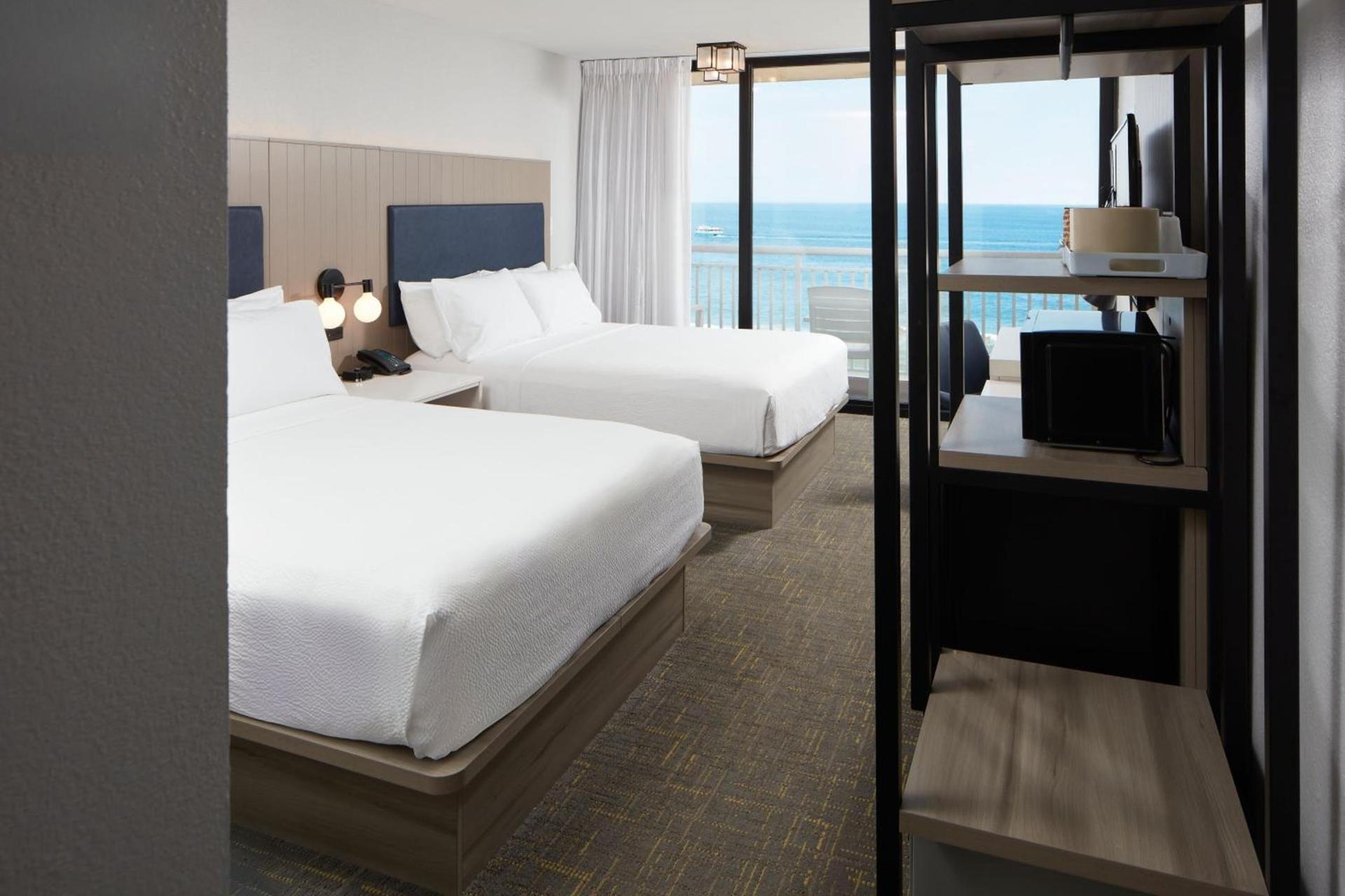 Four Points by Sheraton Virginia Beach Oceanfront photo 10