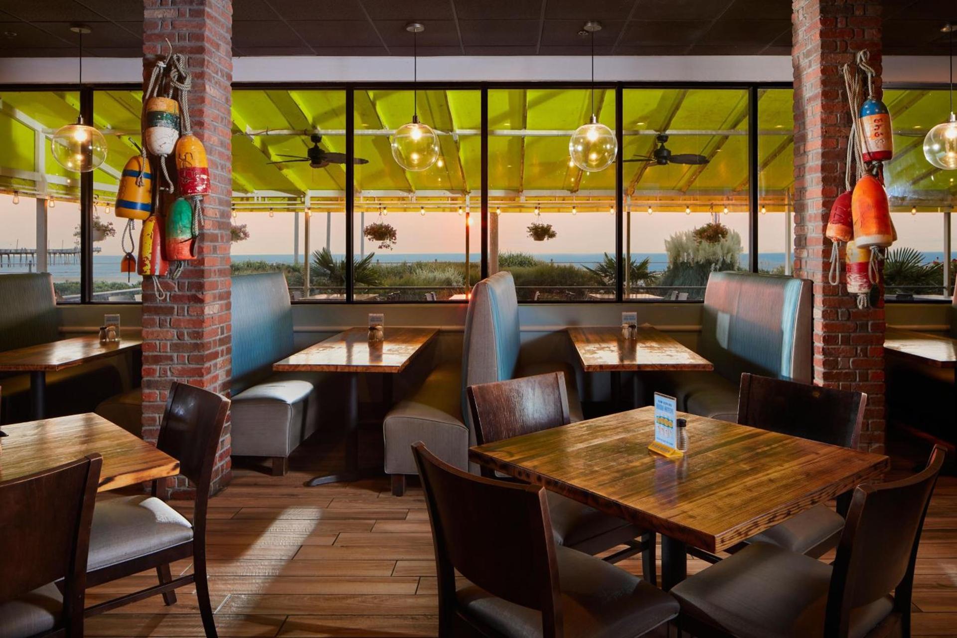 Four Points by Sheraton Virginia Beach Oceanfront photo 31