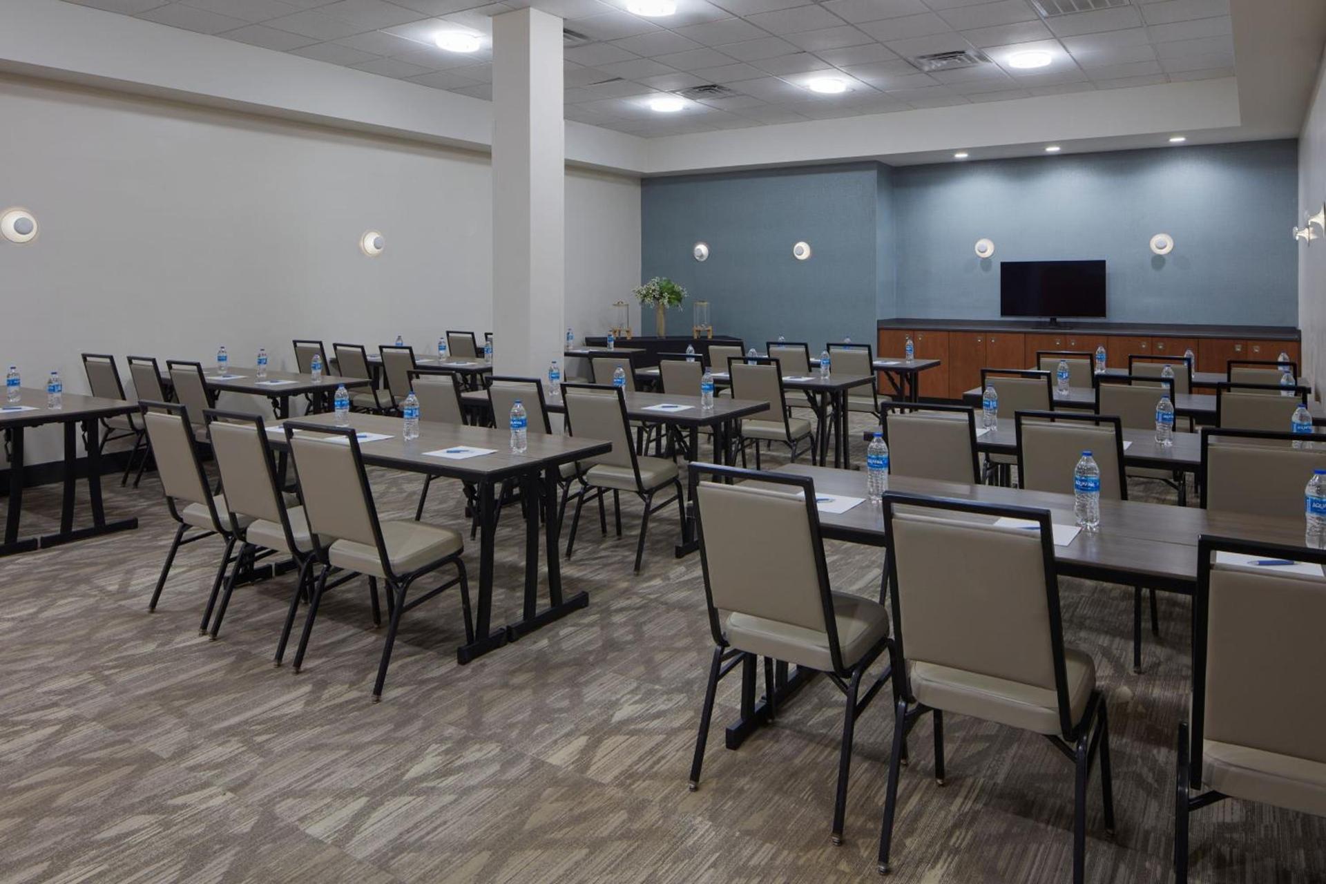 Four Points by Sheraton Virginia Beach Oceanfront photo 41