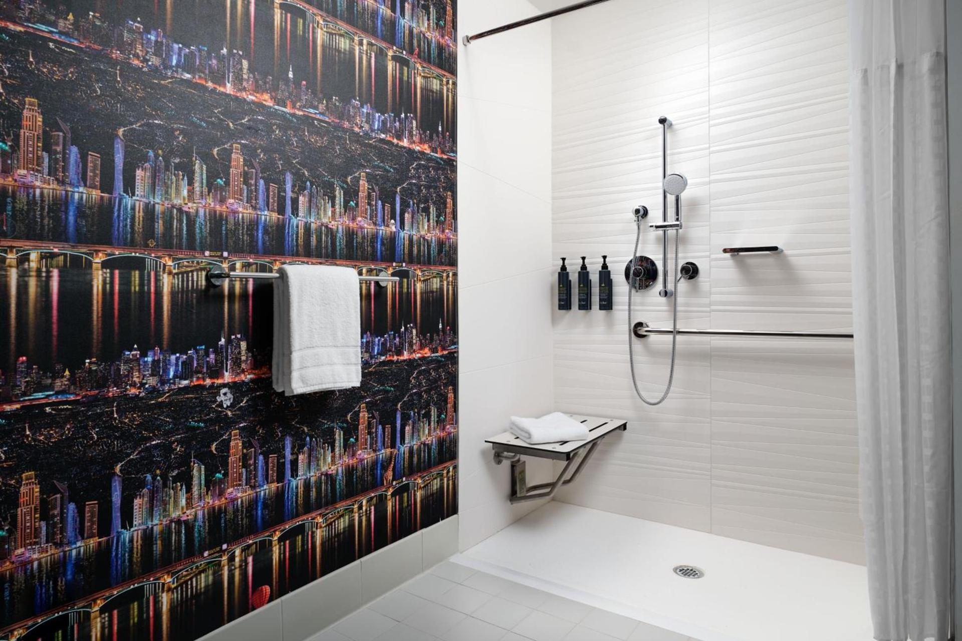 Aloft by Marriott Henderson photo 44