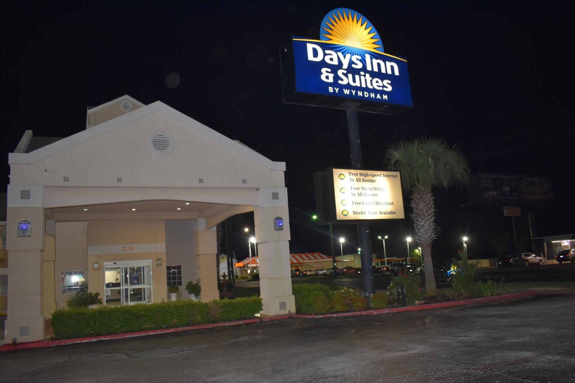 Days Inn by Wyndham Nacogdoches/SFA University/Downtown photo 57