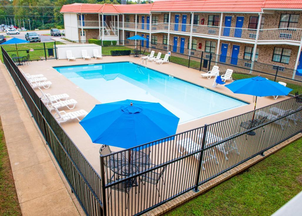 Motel 6-Palestine, TX photo 9