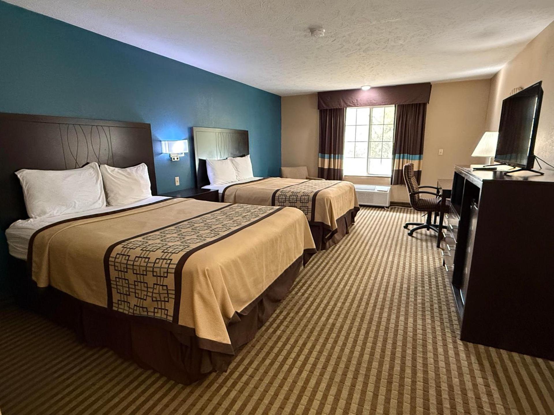 Victorian Inn photo 4