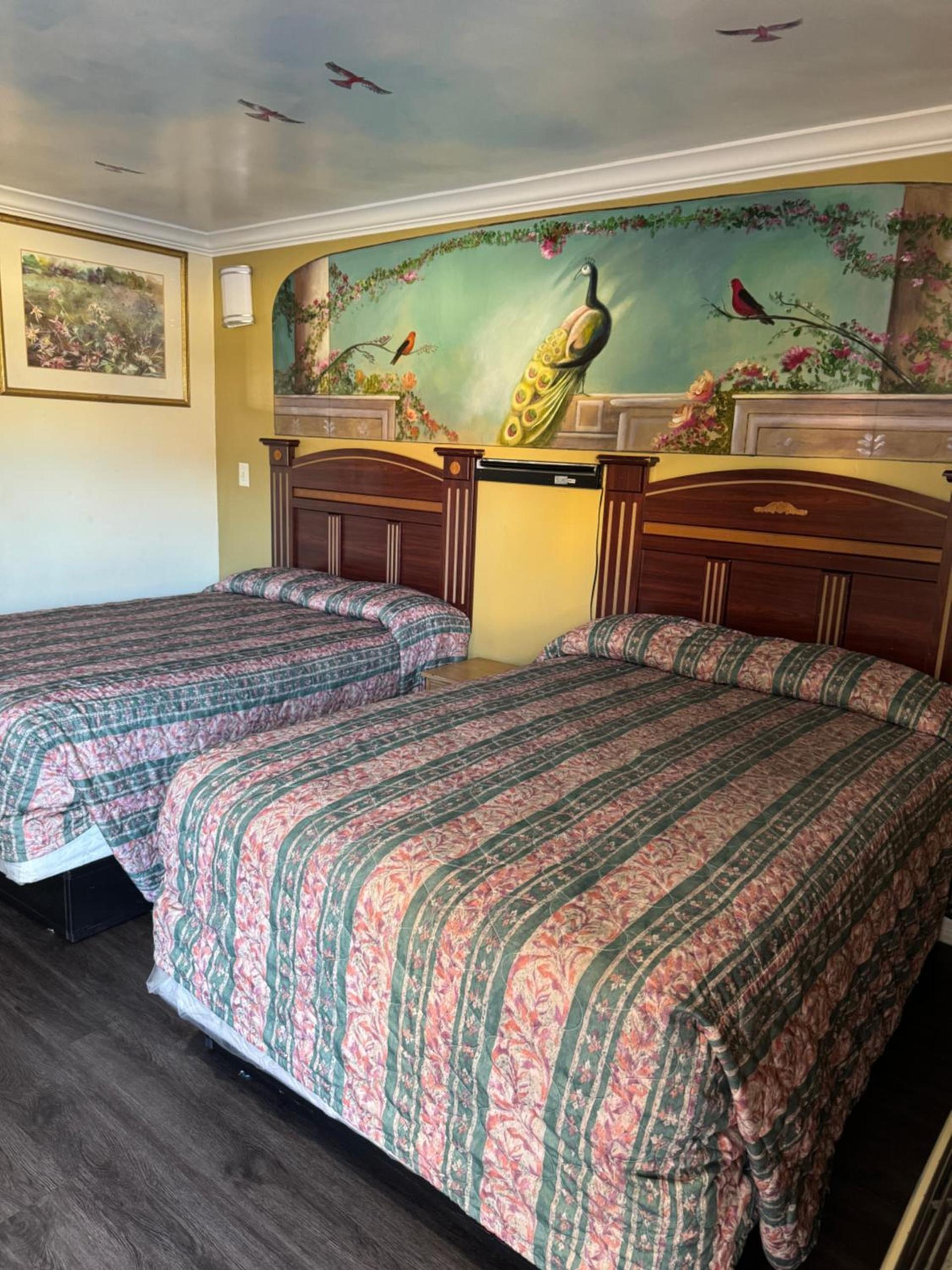 Robinhood Motel Anaheim West photo 22