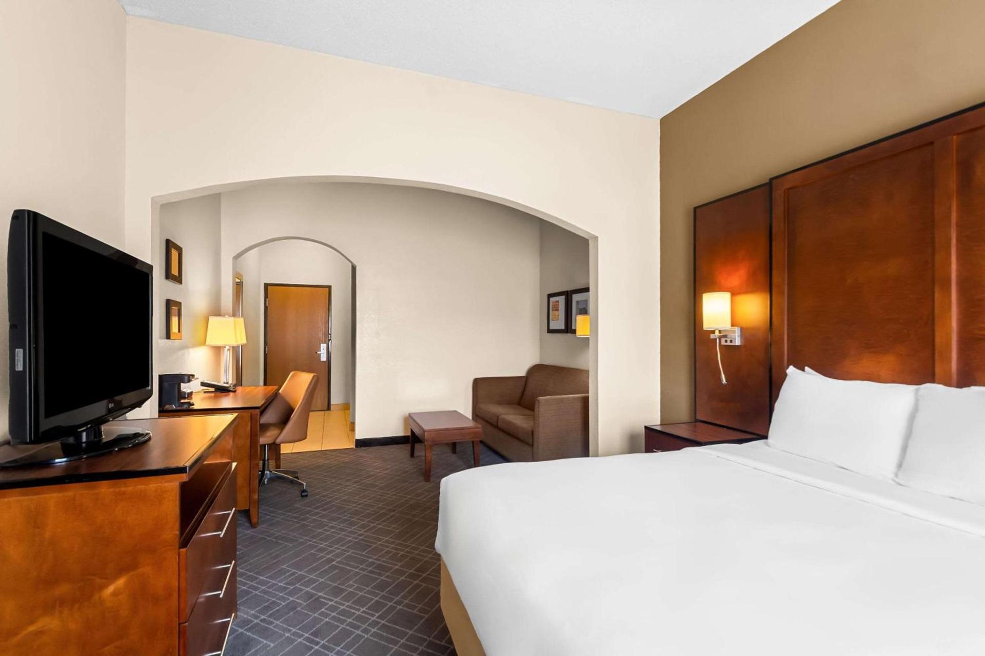 Comfort Suites Vincennes photo 10