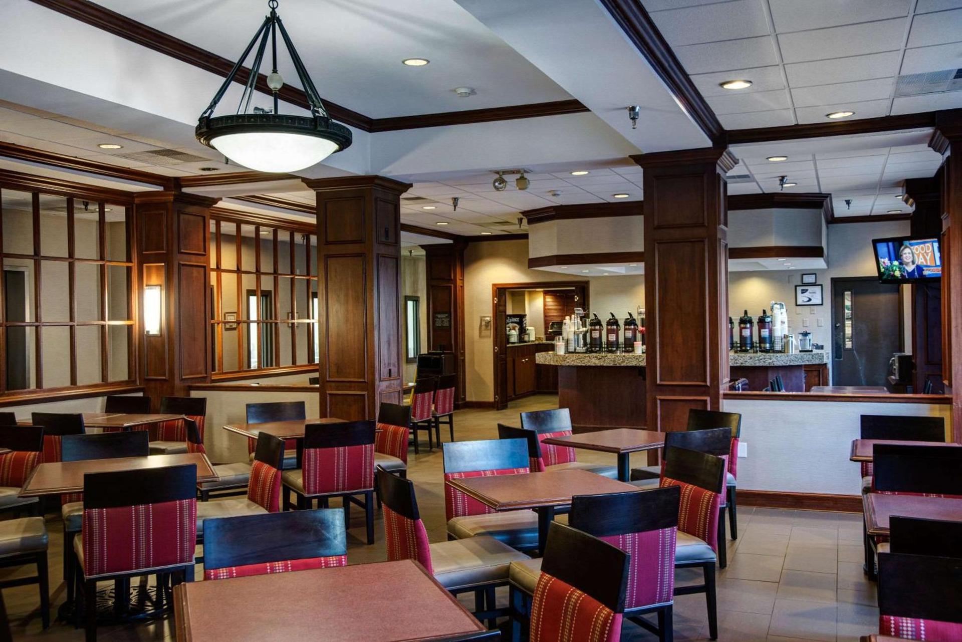 Best Western Chocolate Inn at the Park photo 25