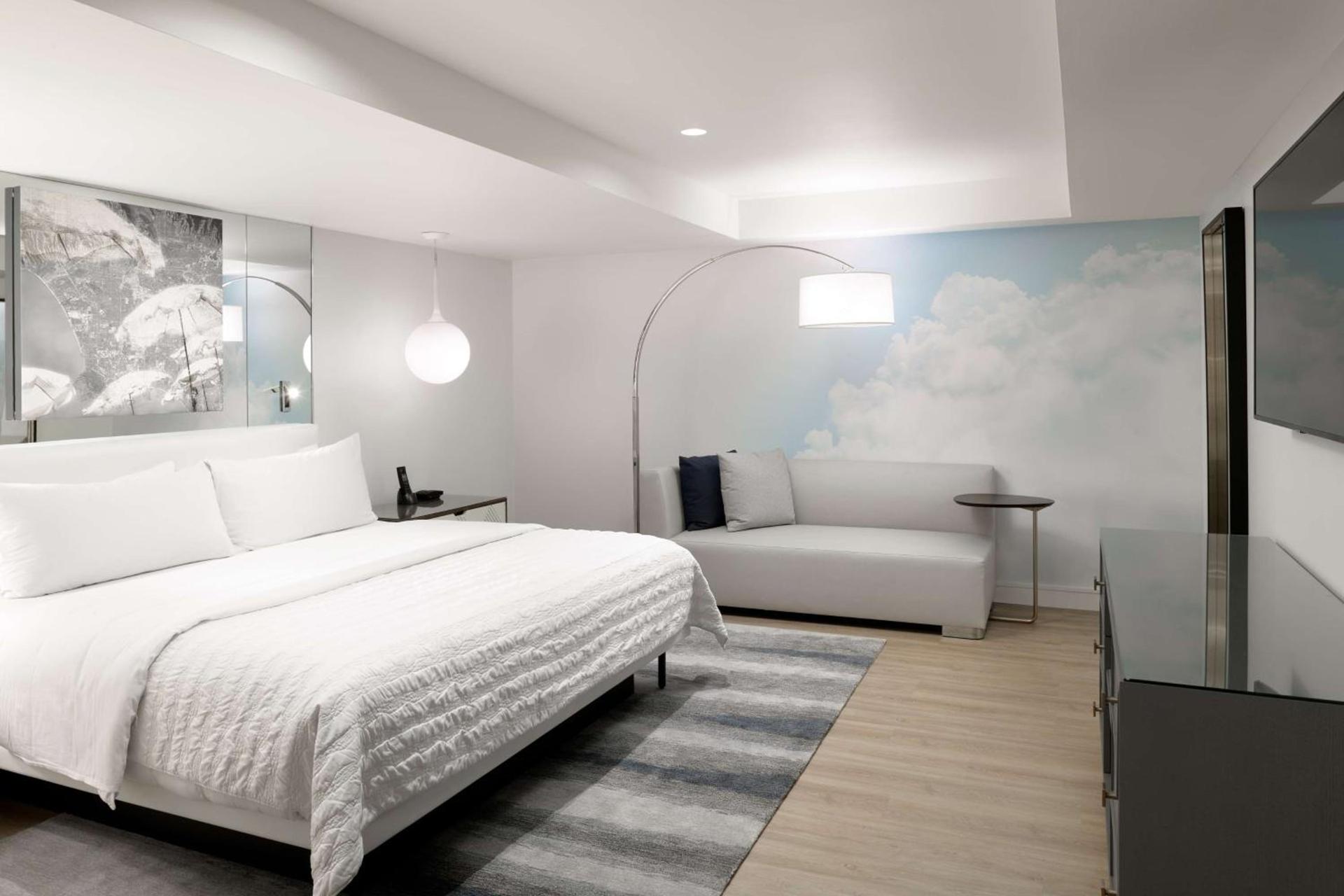 Hyatt Centric Delfina Santa Monica photo 100