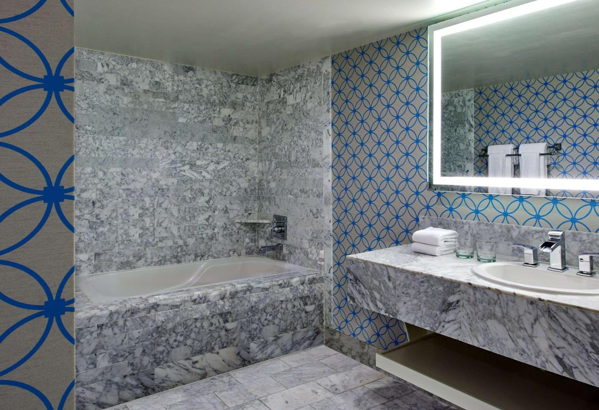 Hyatt Centric Delfina Santa Monica photo 88