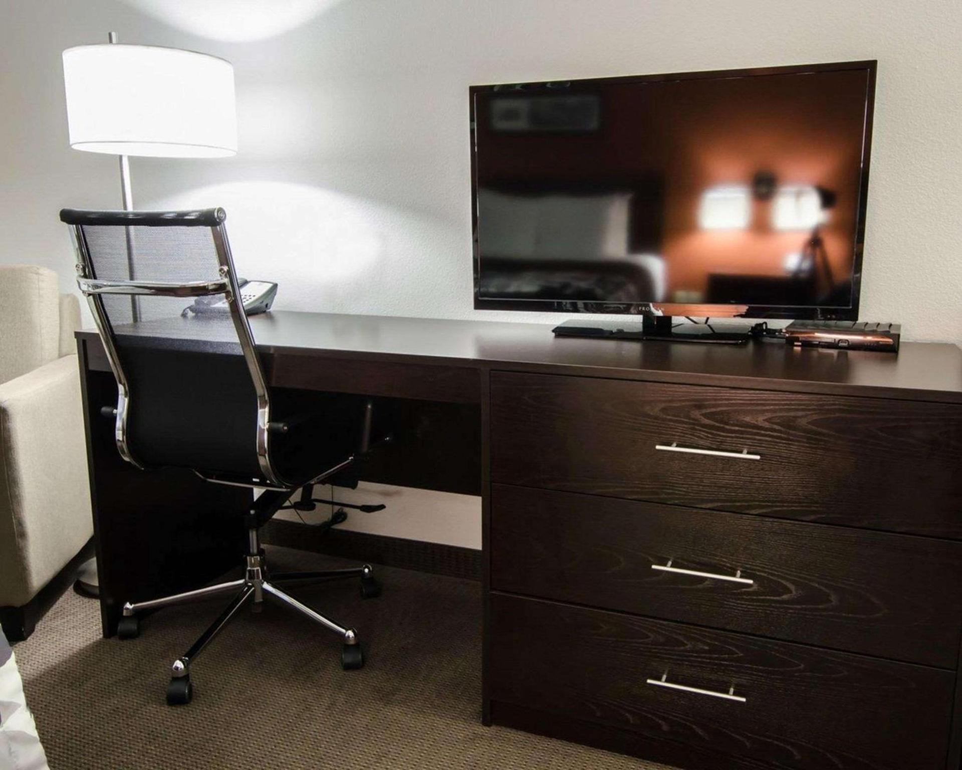 Sleep Inn & Suites And Conference Center Downtown photo 7