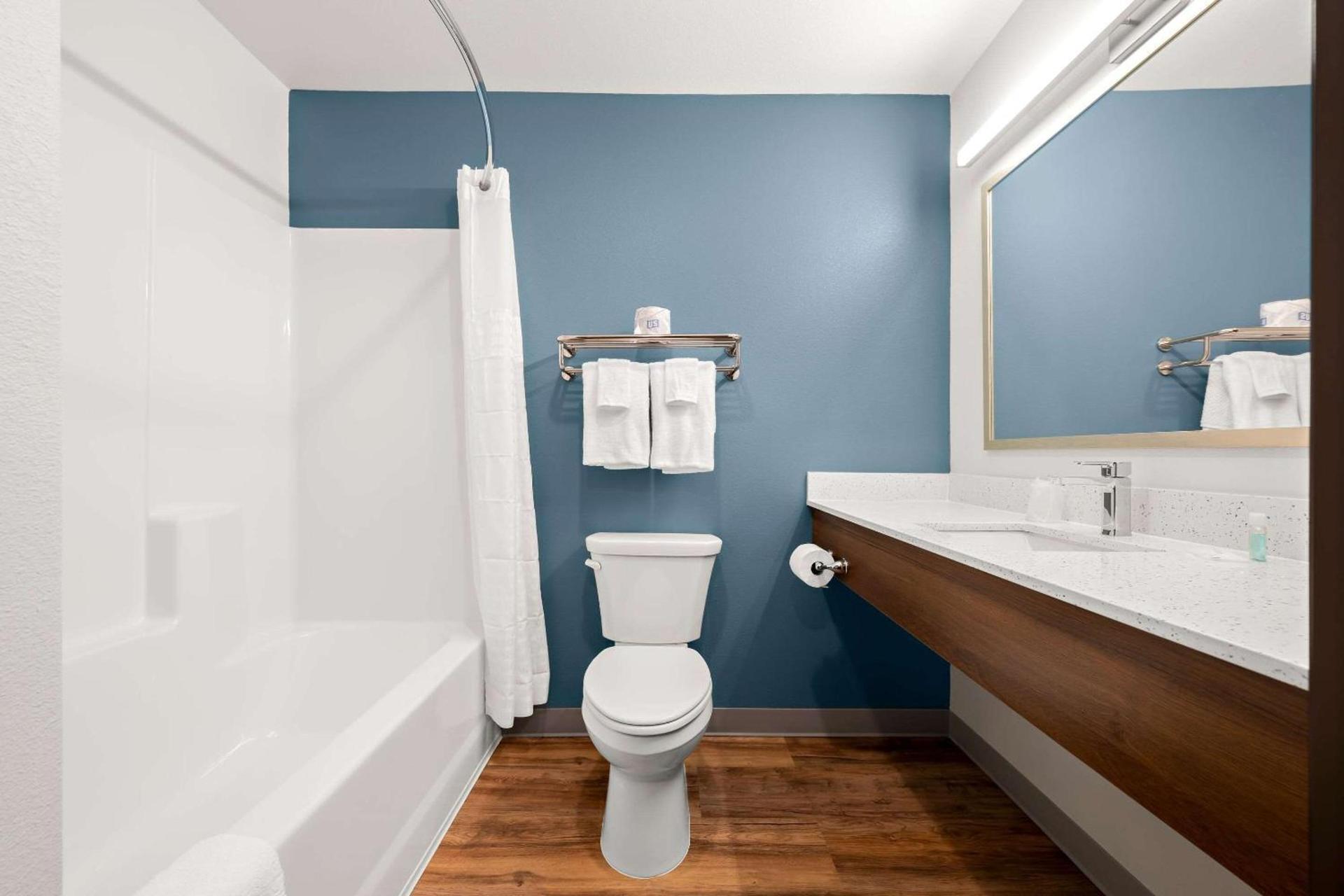WoodSpring Suites Huntsville - Research Park photo 6