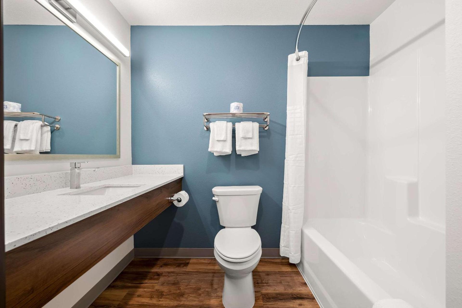WoodSpring Suites Huntsville - Research Park photo 10