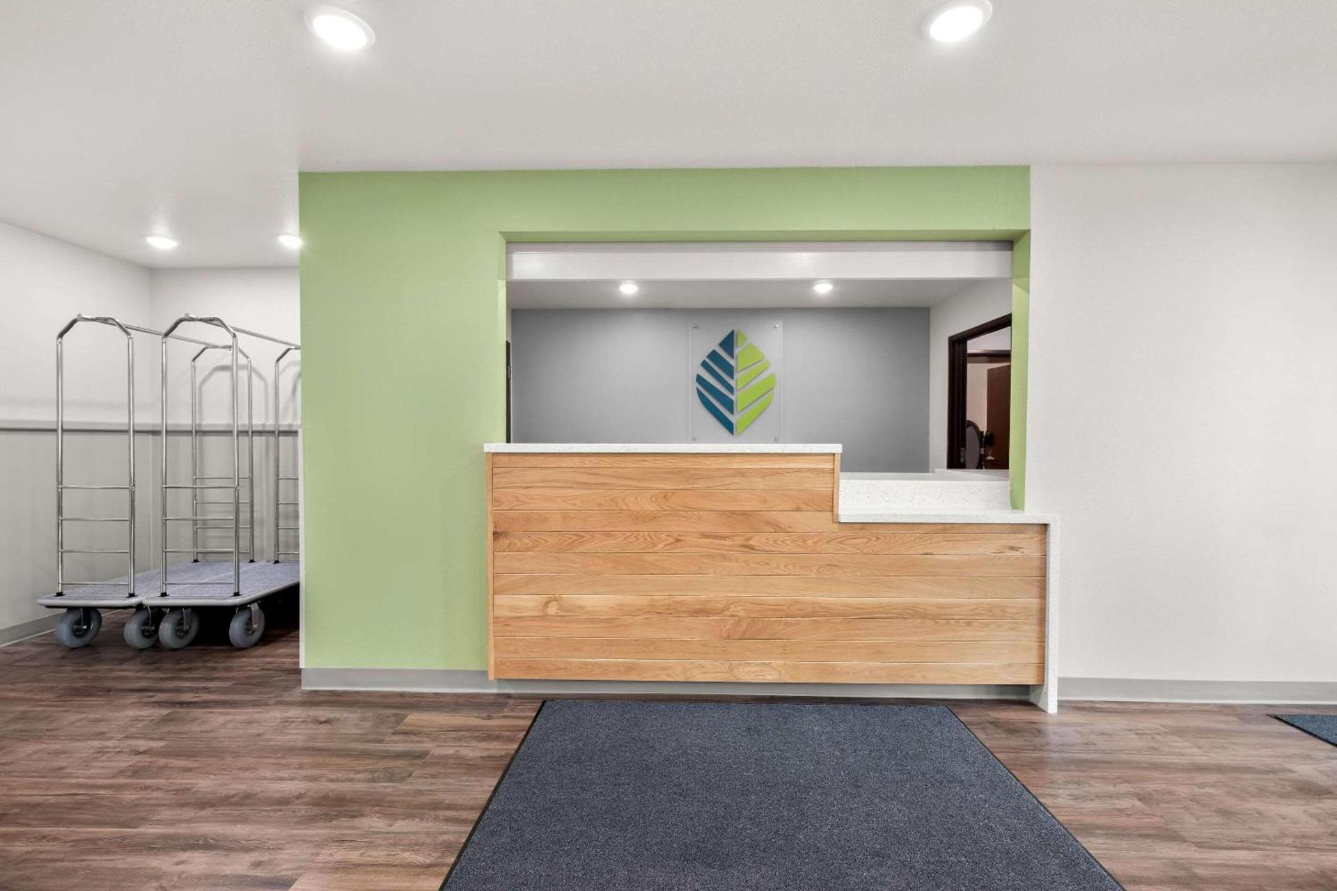 WoodSpring Suites Huntsville - Research Park photo 5