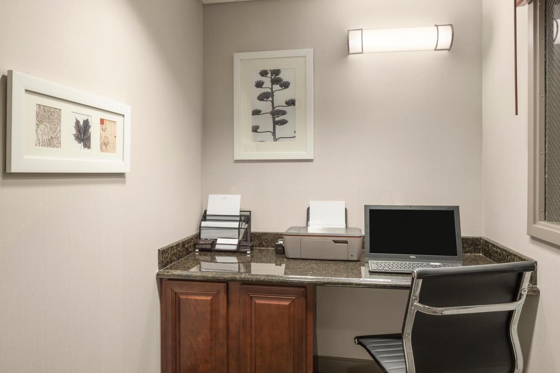 Country Inn & Suites by Radisson, Lima photo 19