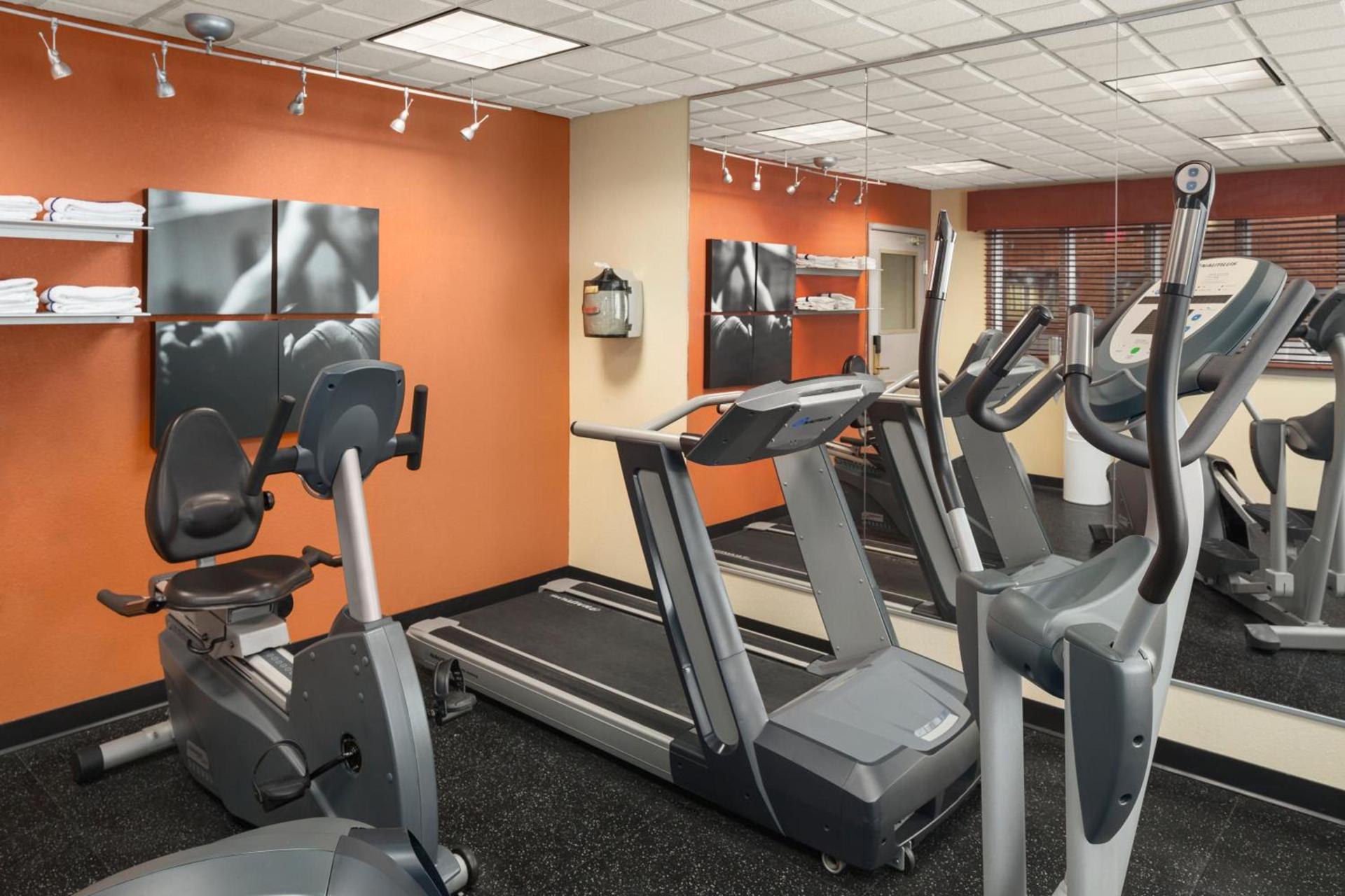 Country Inn & Suites by Radisson, Lima photo 25