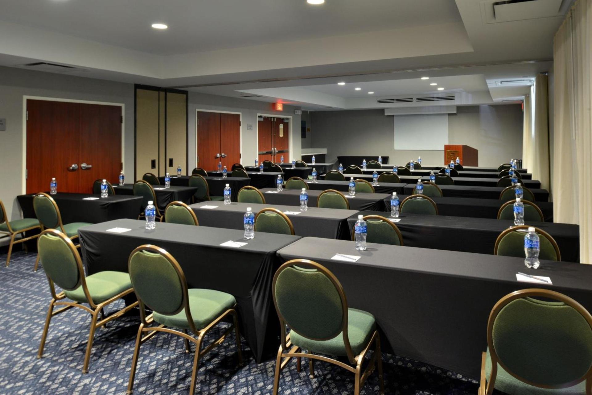 Courtyard by Marriott Harrisburg Hershey photo 32