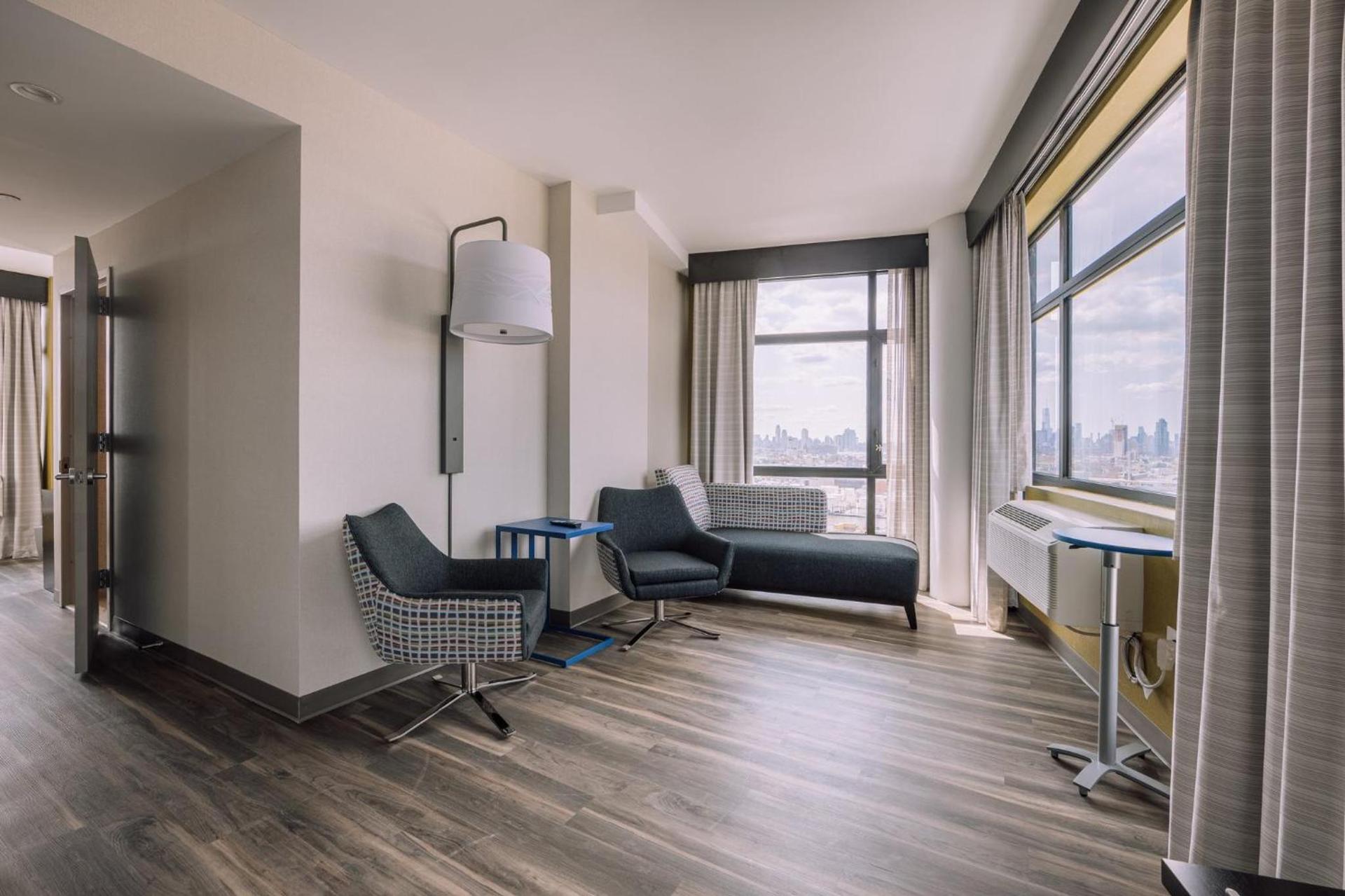 Holiday Inn Express Long Island City E - New York by IHG photo 18