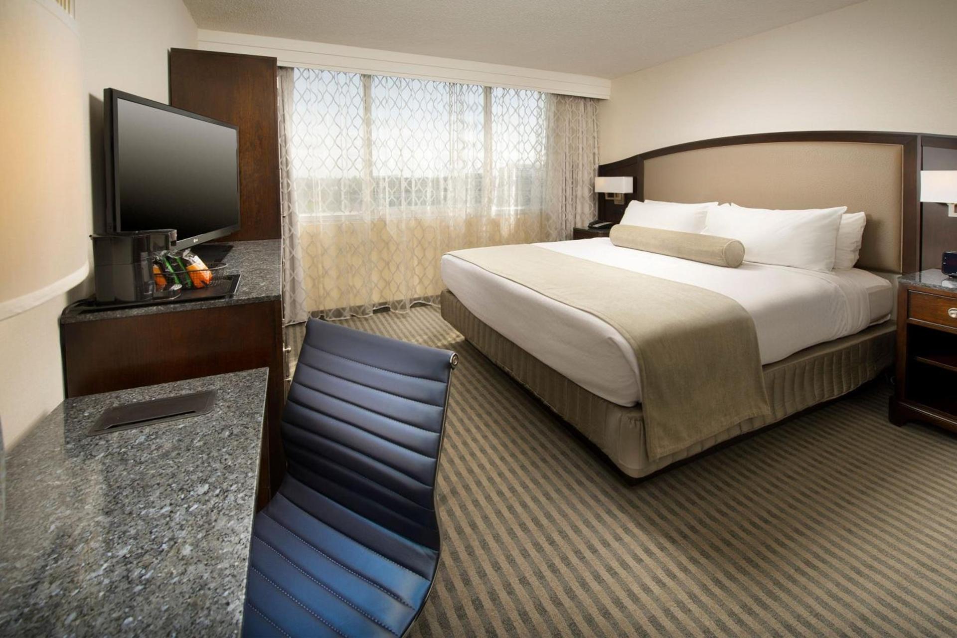 Skybridge Seattle Airport Hotel photo 7