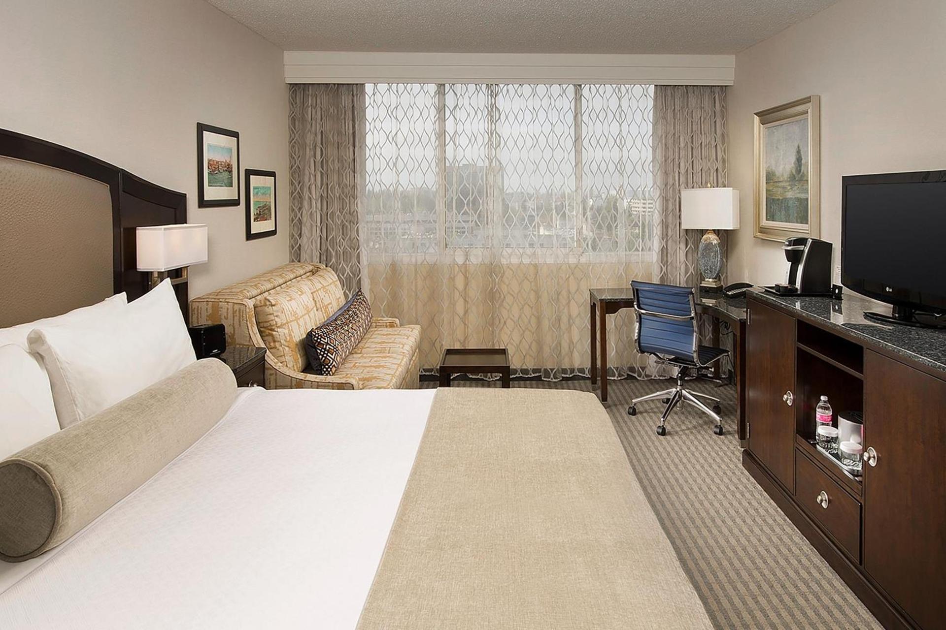 Skybridge Seattle Airport Hotel photo 6